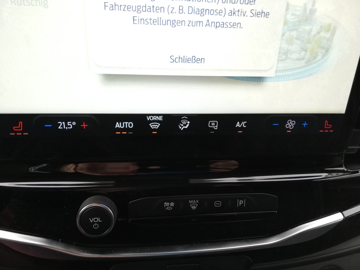 FORD E-Transit Van 350 L3H2 67kWh Trend-image-11