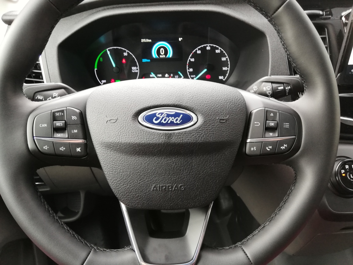 FORD E-Transit Van 350 L3H2 67kWh Trend-image-15