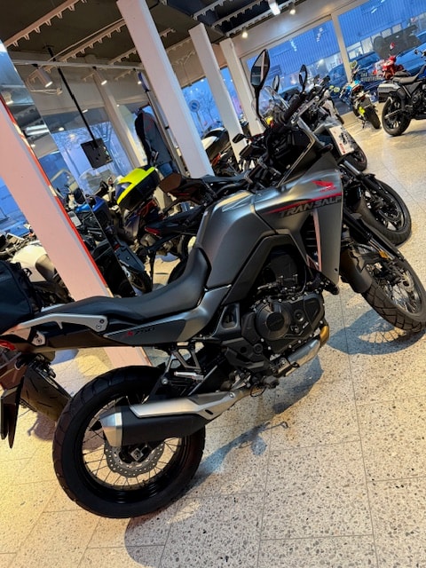 HONDA XL 750 Transalp-image-1