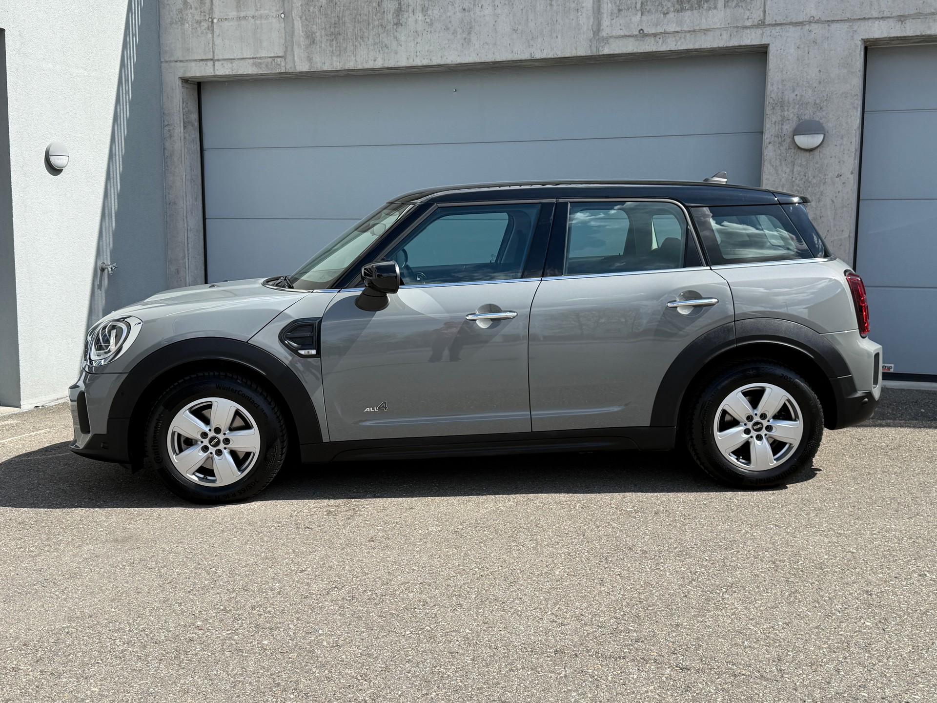 MINI Countryman Cooper ALL4 Steptronic-showroom-element-1