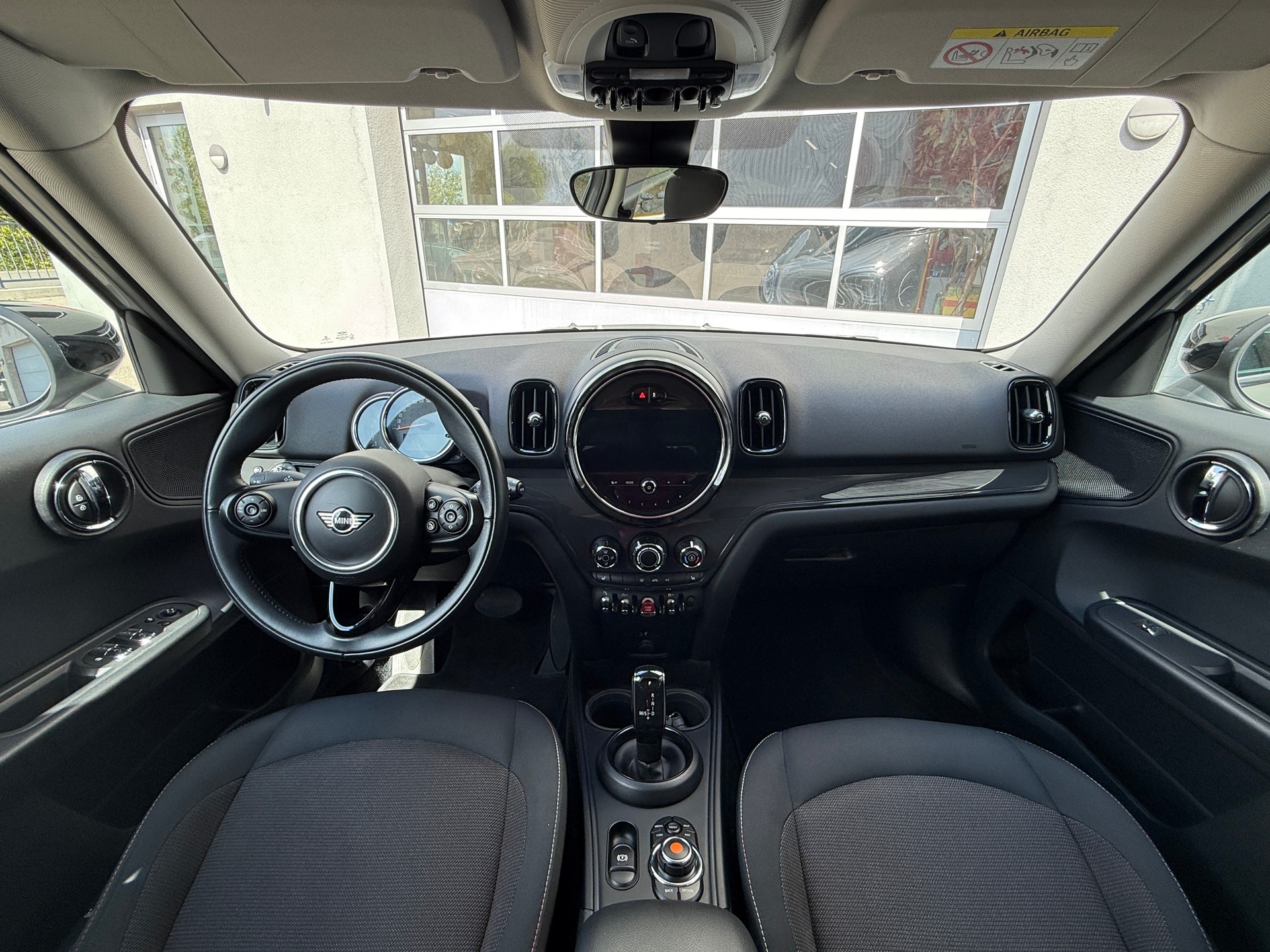 MINI Countryman Cooper ALL4 Steptronic-showroom-element-3