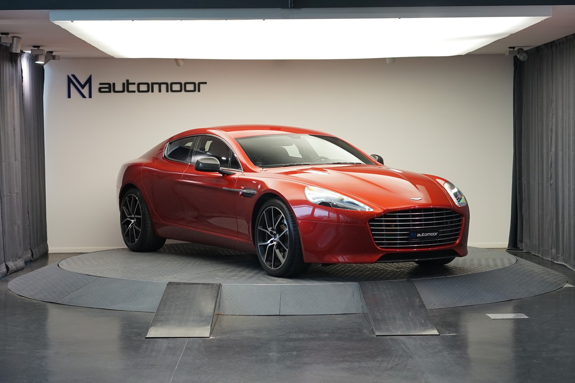 ASTON MARTIN Rapide S 5.9 V12 Touchtronic 3 *CH-Fahrzeug* *Carbon* *Exklusives Interieur*-showroom-element-2