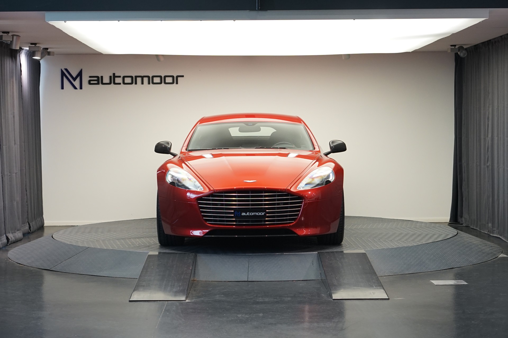ASTON MARTIN Rapide S 5.9 V12 Touchtronic 3 *CH-Fahrzeug* *Carbon* *Exklusives Interieur*-showroom-element-1
