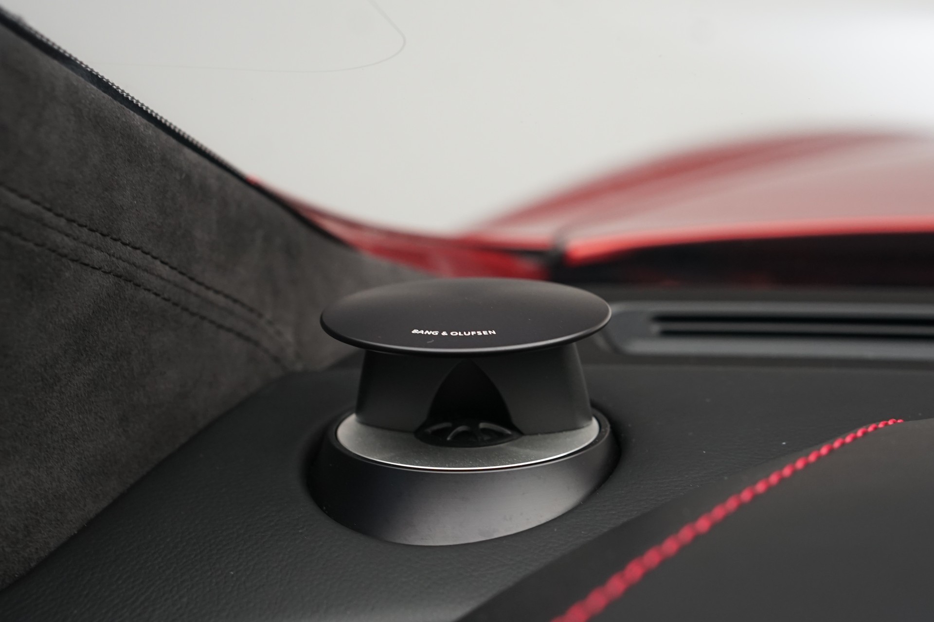 ASTON MARTIN Rapide S 5.9 V12 Touchtronic 3 *CH-Fahrzeug* *Carbon* *Exklusives Interieur*-image-29