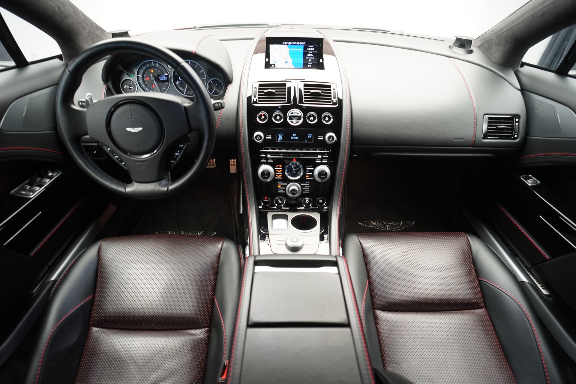 ASTON MARTIN Rapide S 5.9 V12 Touchtronic 3 *CH-Fahrzeug* *Carbon* *Exklusives Interieur*-image-14