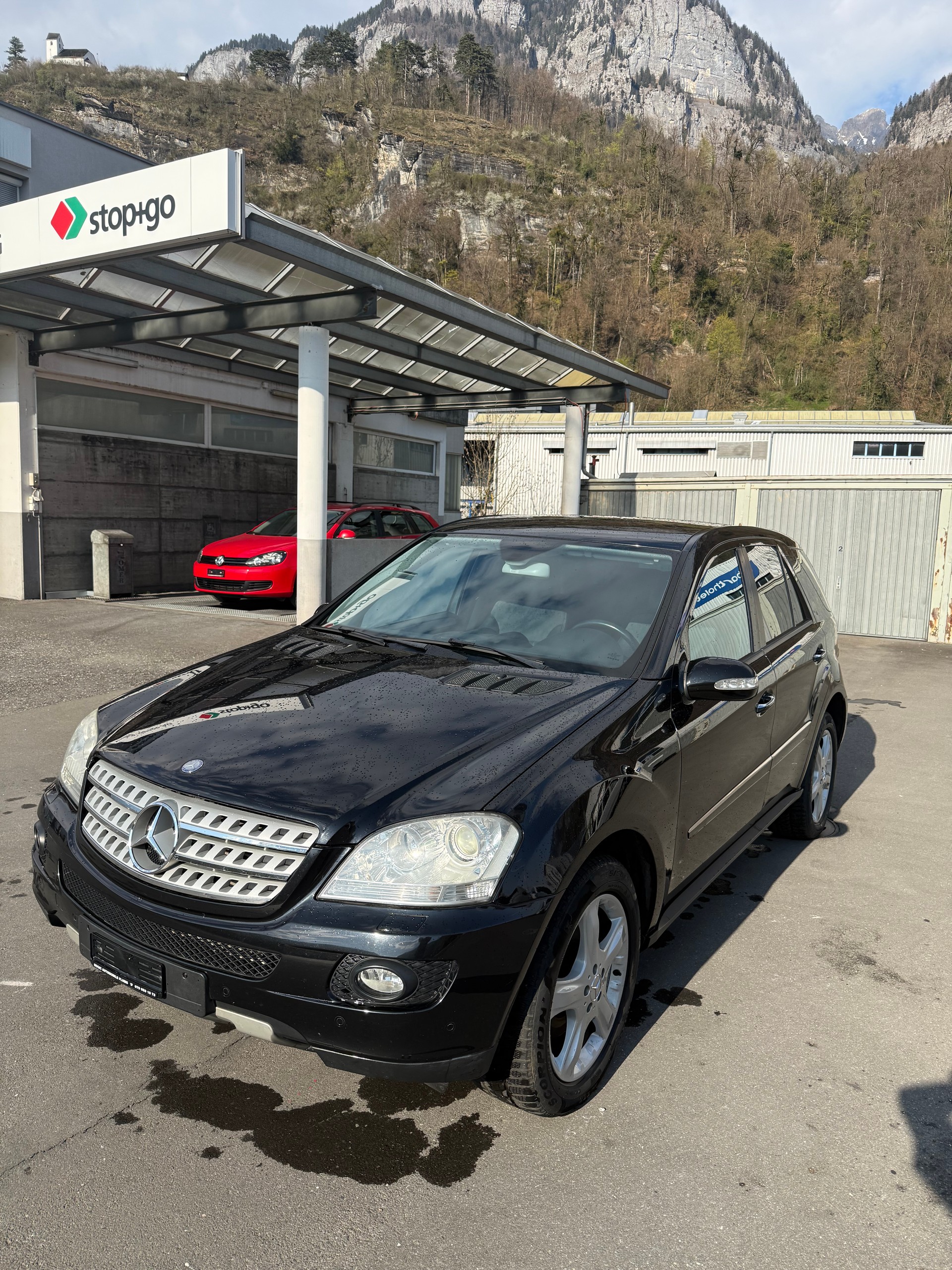 MERCEDES-BENZ ML 320 CDI 4Matic 7G-Tronic-showroom-element-3