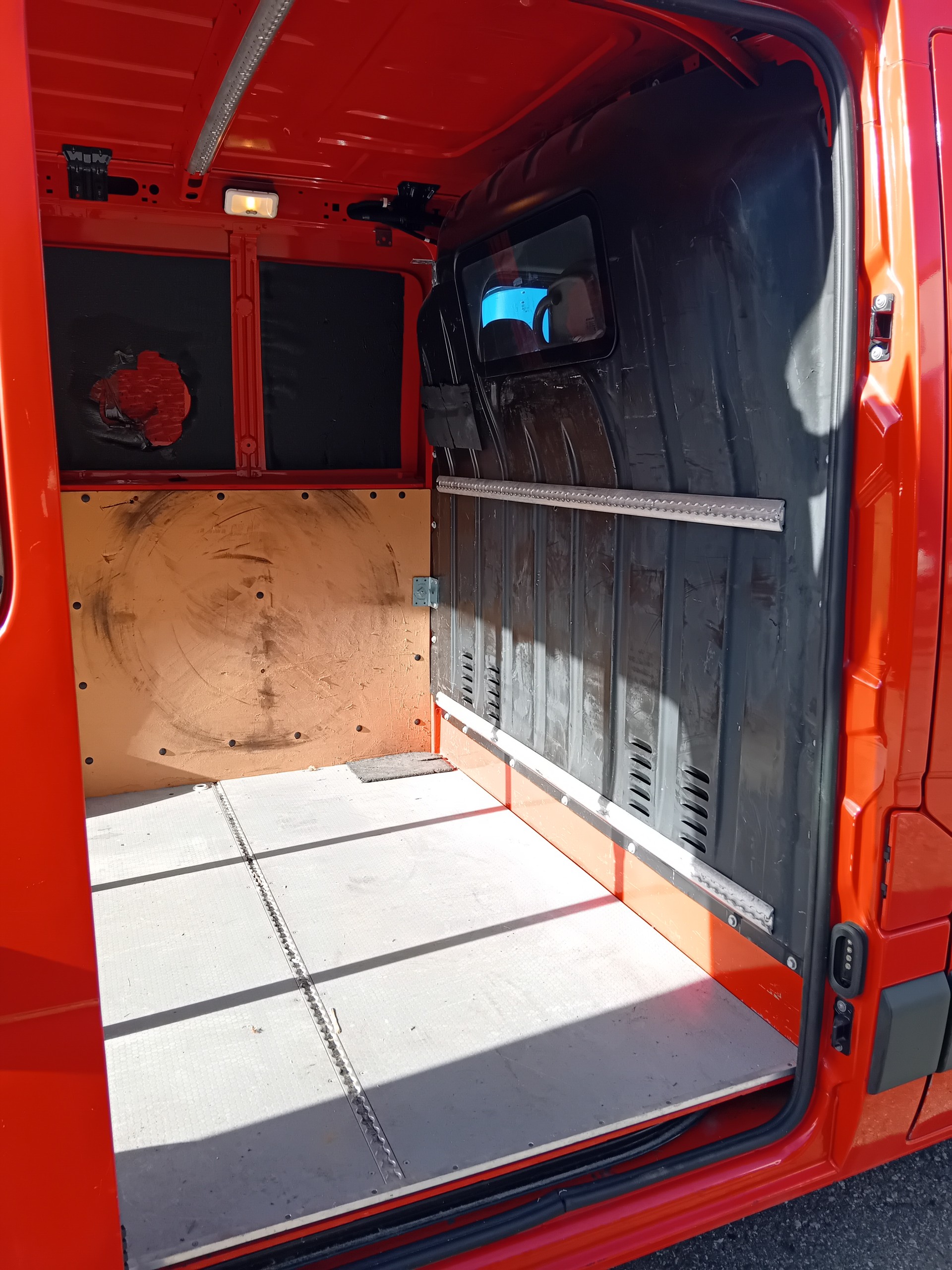 RENAULT Master T35 ENERGY 2.3dCi 145 L1H2-image-6