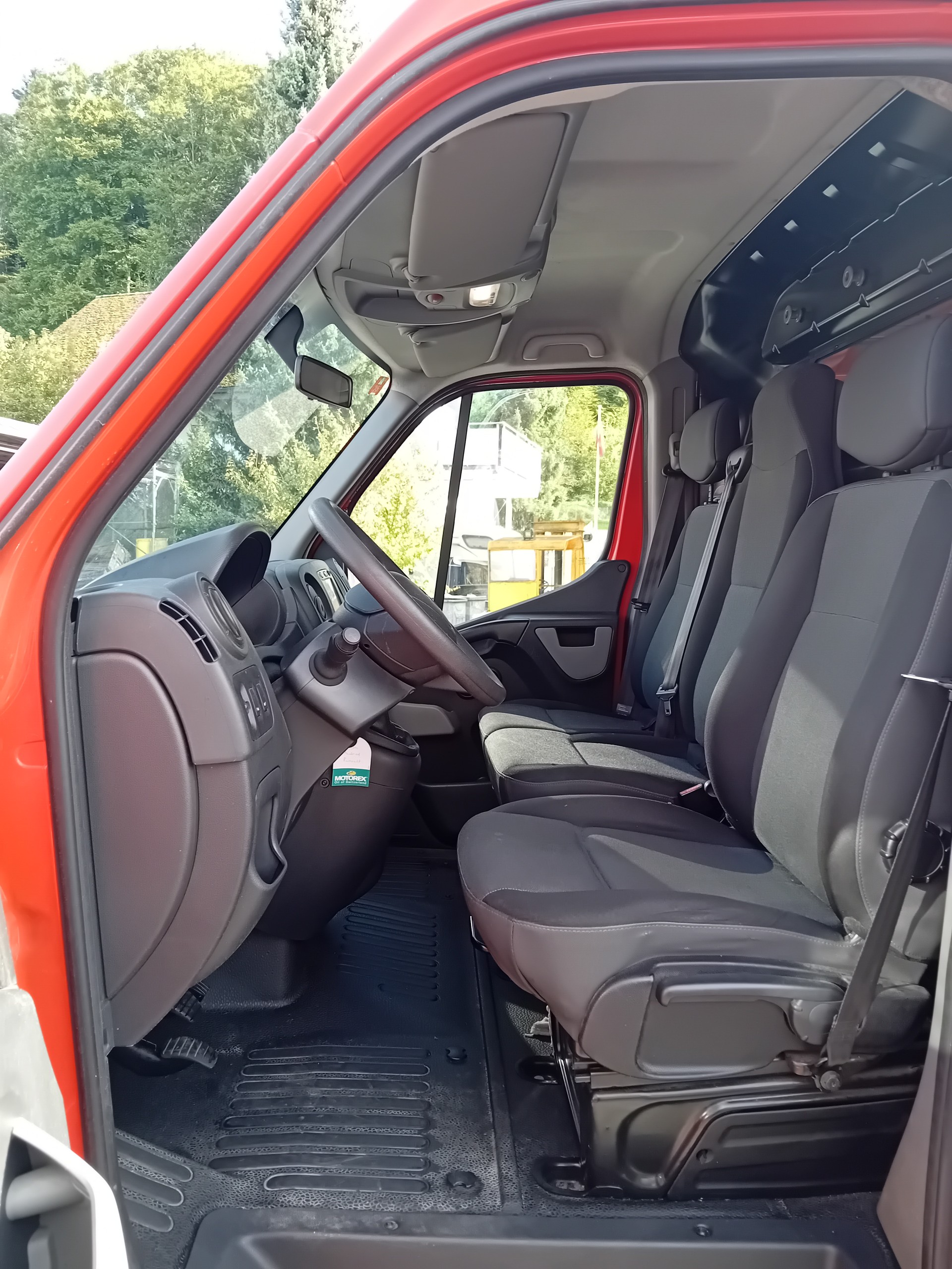 RENAULT Master T35 ENERGY 2.3dCi 145 L1H2-image-7
