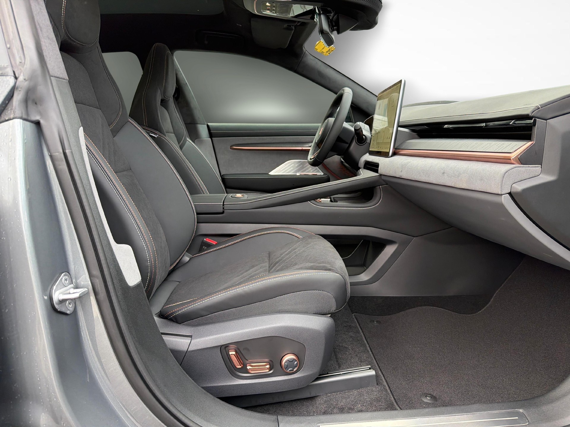 ZEEKR 001 Performance AWD-image-10