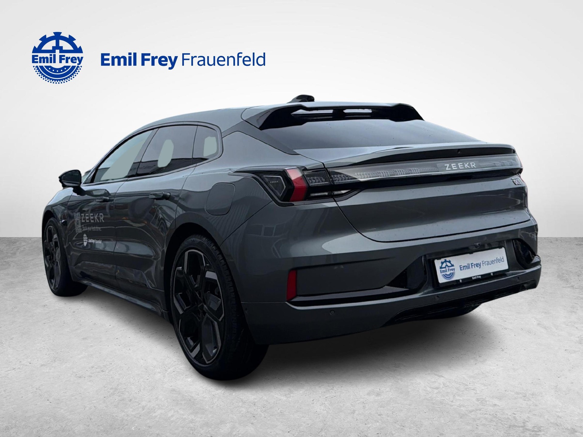 ZEEKR 001 Performance AWD-showroom-element-3