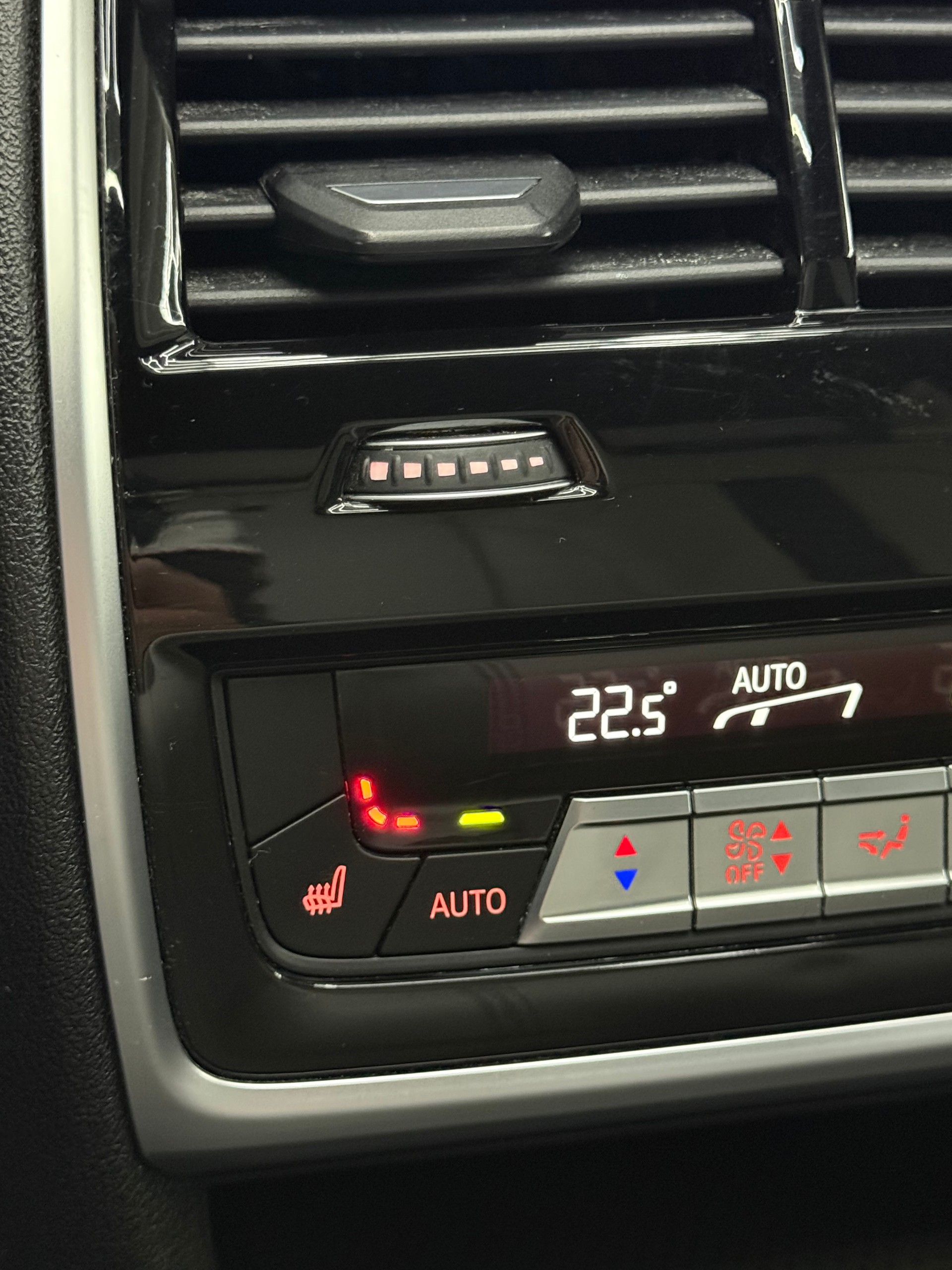 BMW X5M Competition Steptronic Competition inkl. Vollgarantie 100%-image-15