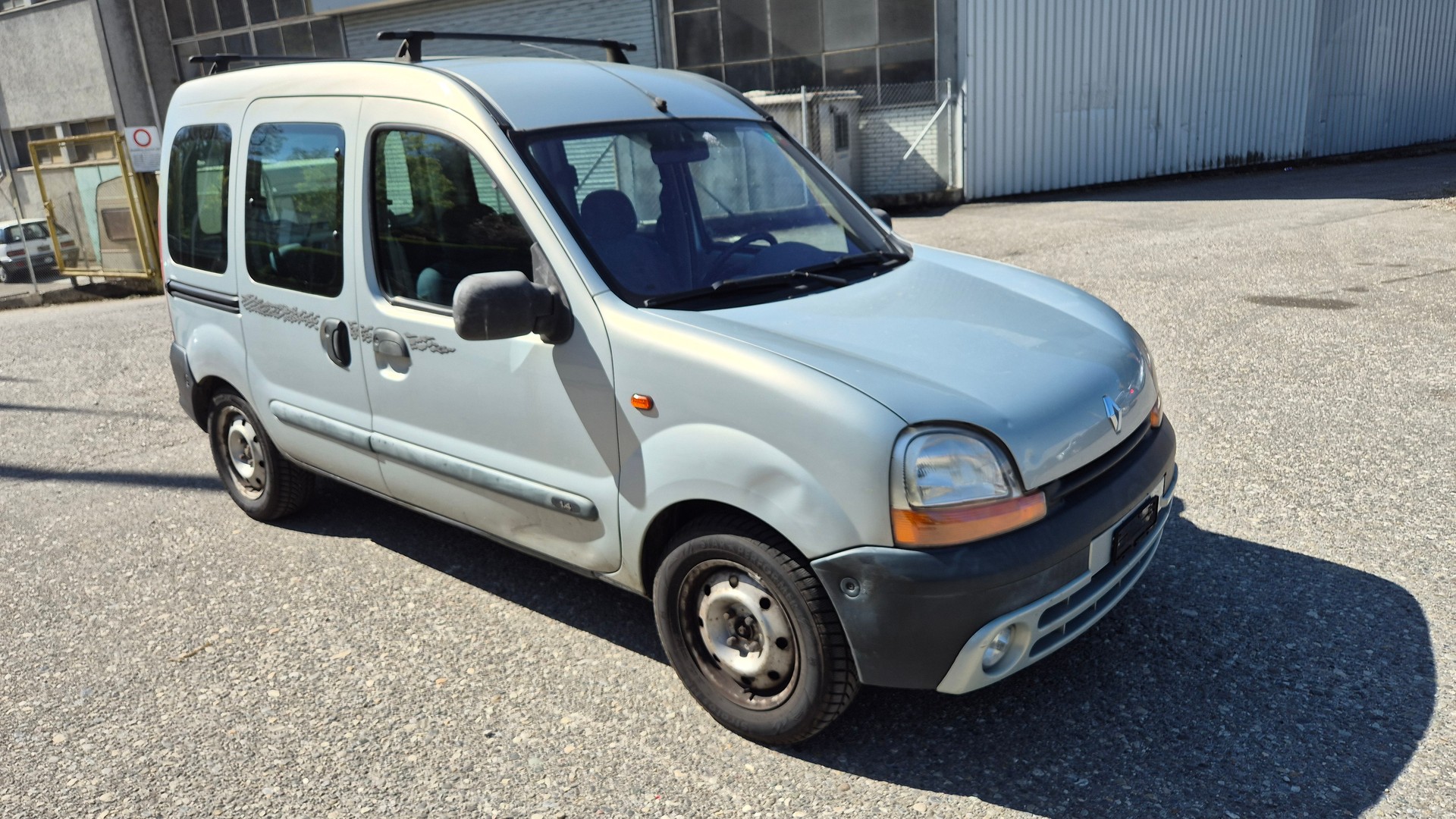 RENAULT Kangoo 1.4-image-3