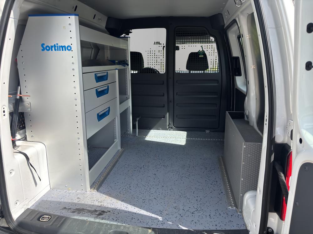 VW Caddy 2.0 TDI 4Motion-image-14