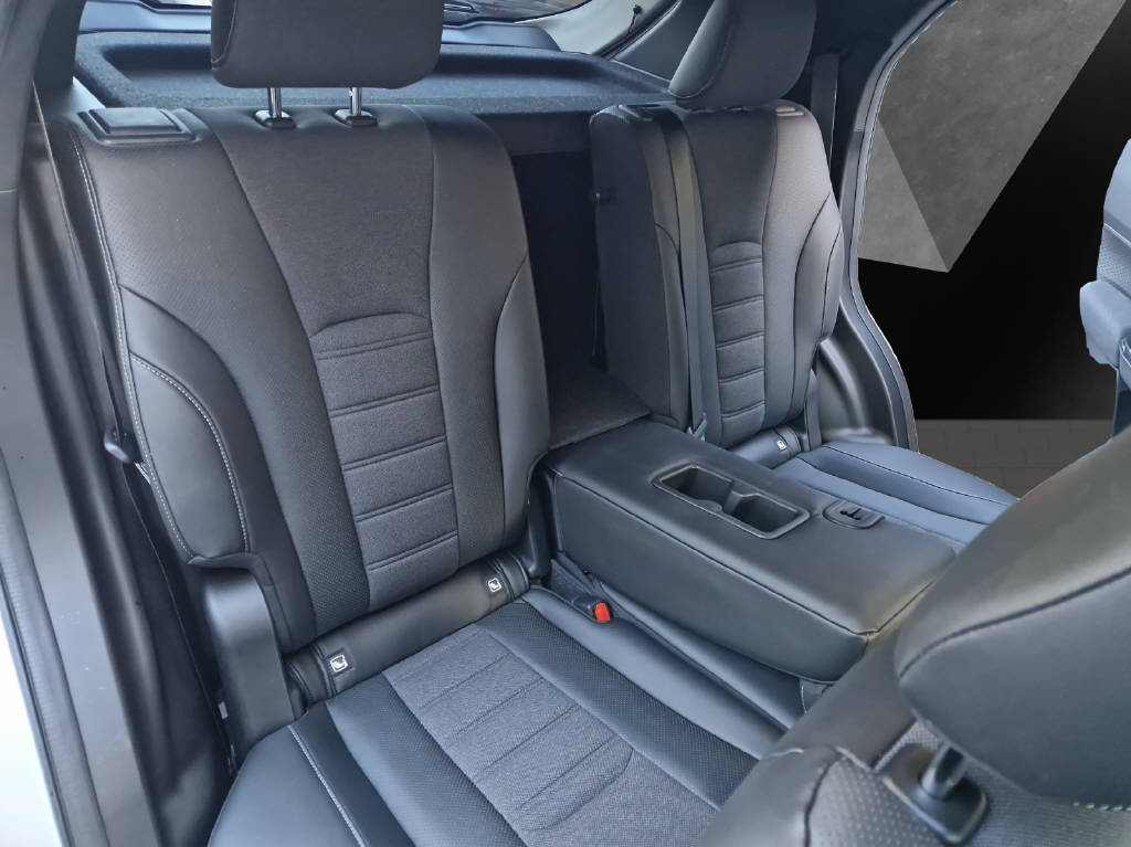 TOYOTA Urban Cruiser Premium AWD 48082/000-image-12