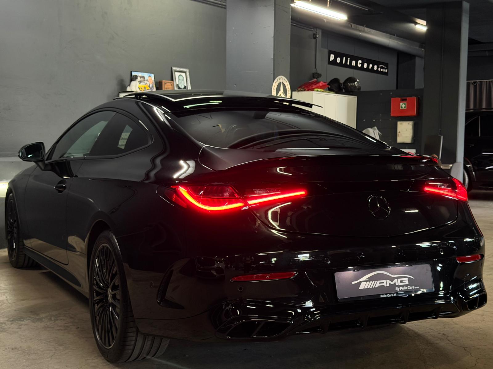 MERCEDES-BENZ CLE 200 Coupé AMG Bodykit Limited All Black Performance 9G-Tronic 5 Jahre Werksgarantie & Gratisservice-image-7