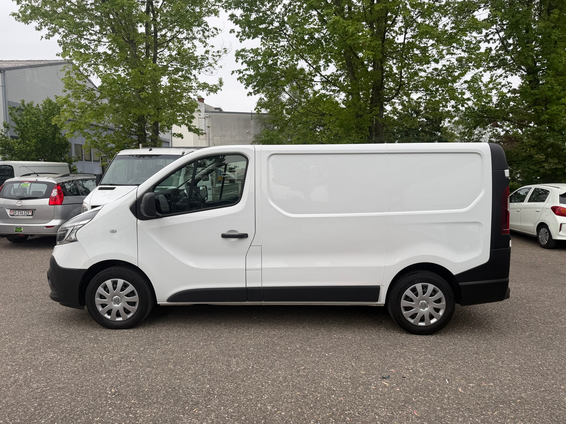 RENAULT Trafic 2.0 Energy dCi 120 3.0t Business L1H1 * 03x Sitze * Navi * LED * Klimaanlage * Tempomat * PDC H- RF-Kamera * Ab MFK-image-10