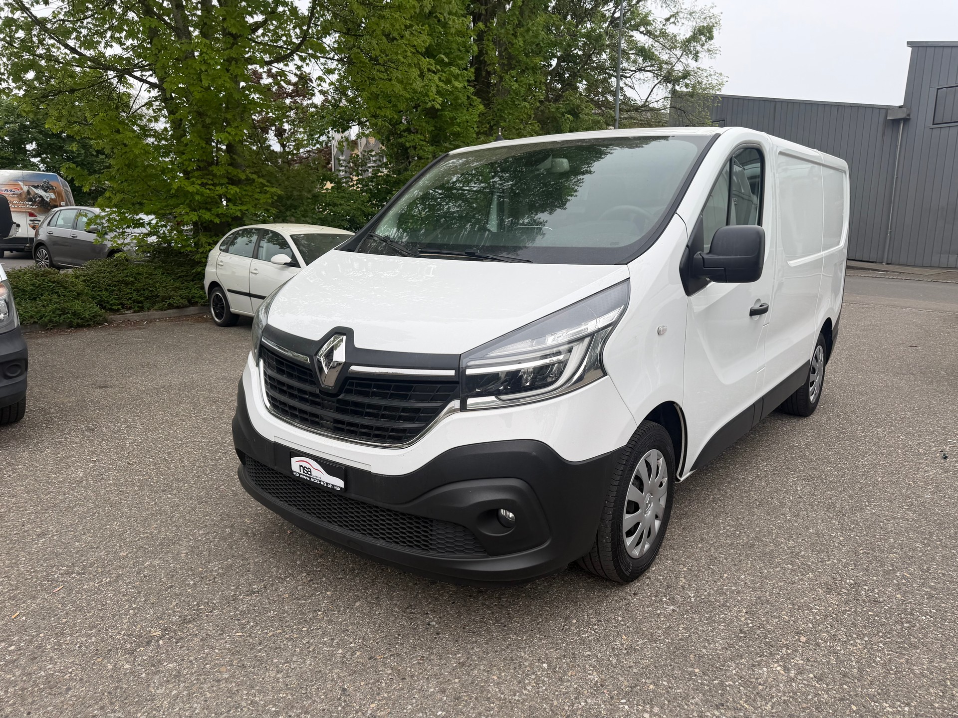 RENAULT Trafic 2.0 Energy dCi 120 3.0t Business L1H1 * 03x Sitze * Navi * LED * Klimaanlage * Tempomat * PDC H- RF-Kamera * Ab MFK