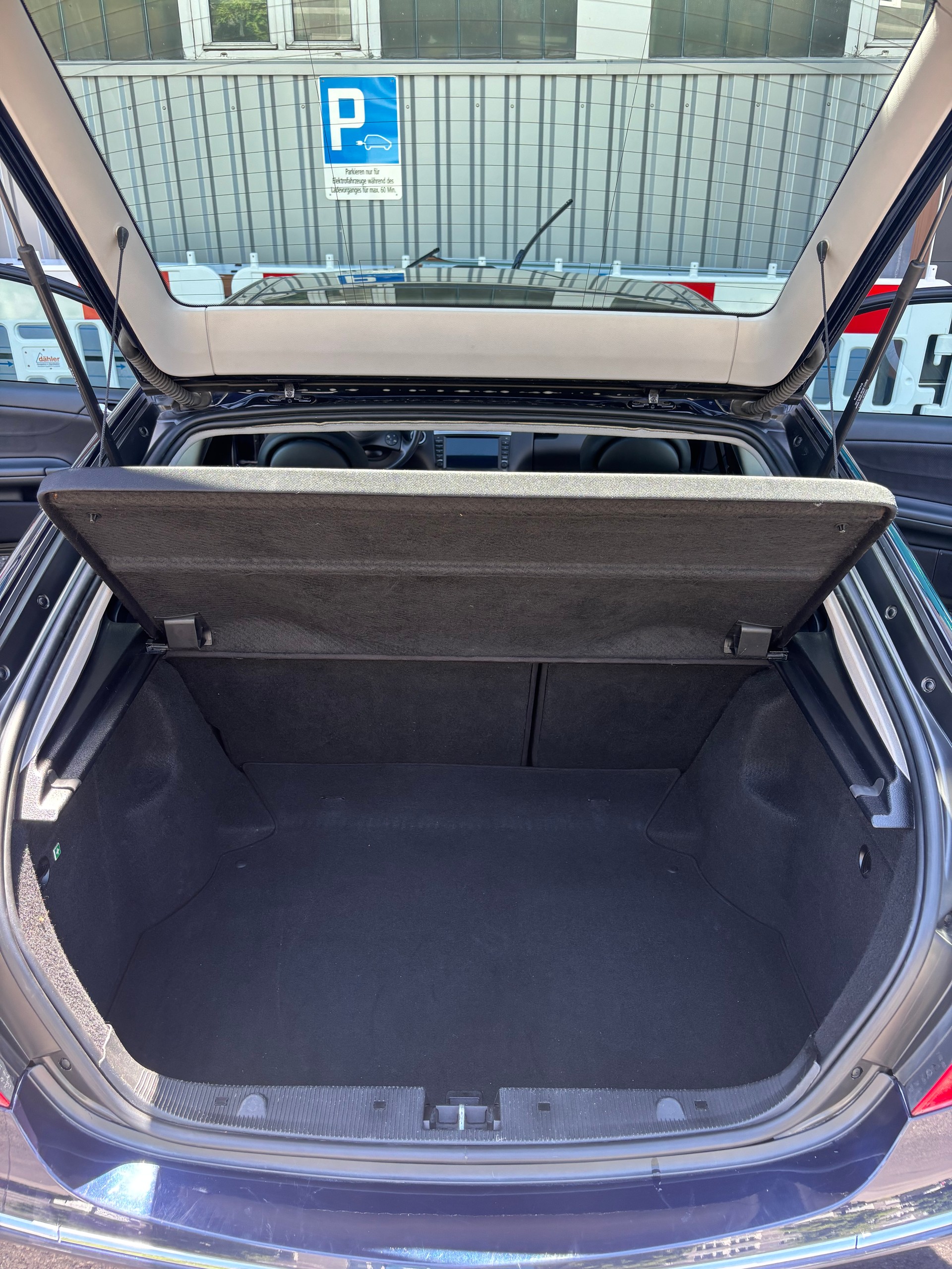 MERCEDES-BENZ CLC 180 Kompressor Sport Star+ Automatic-image-18