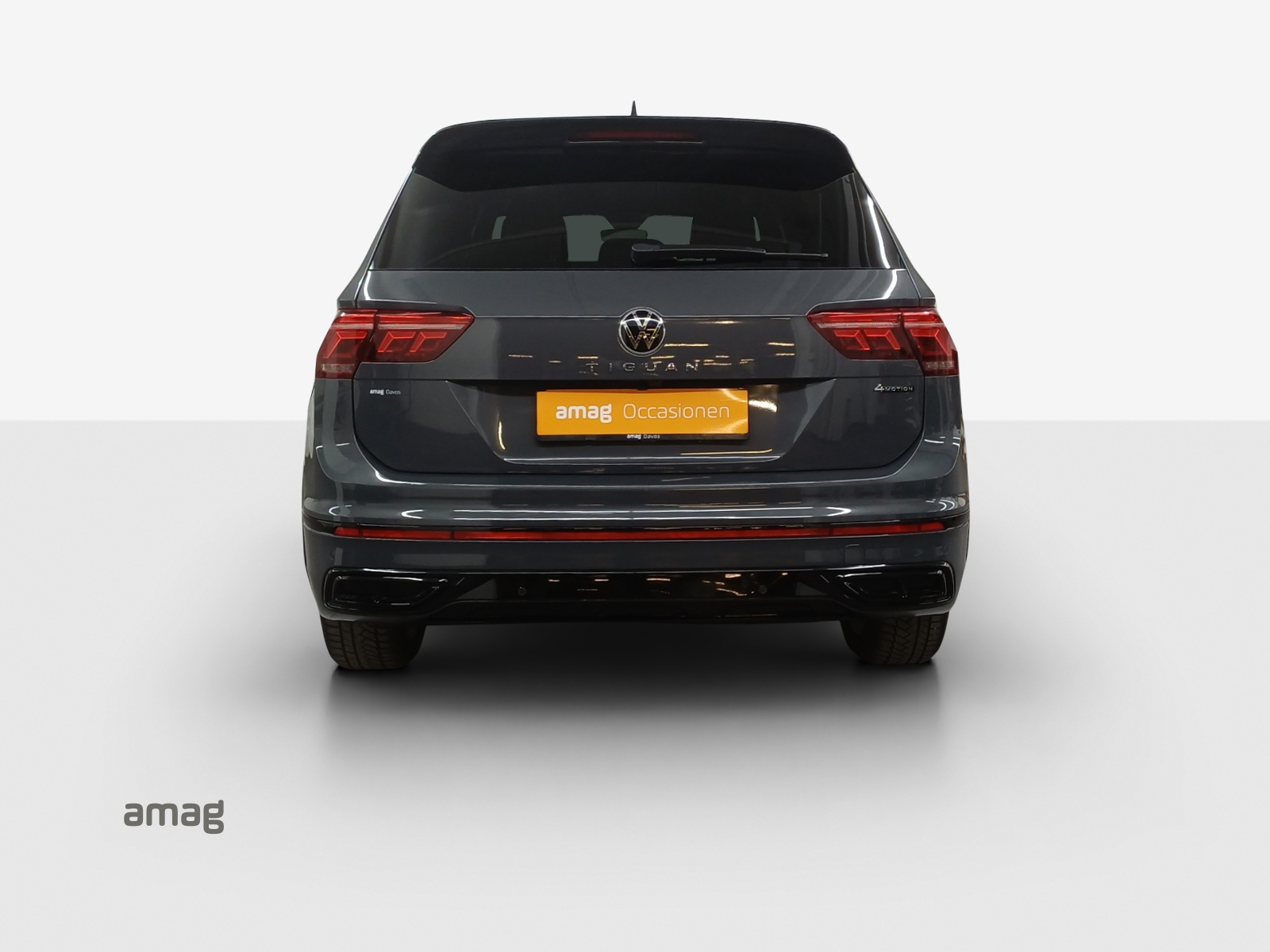 VW Tiguan 2.0TSI R-Line 4Motion DSG-showroom-element-3