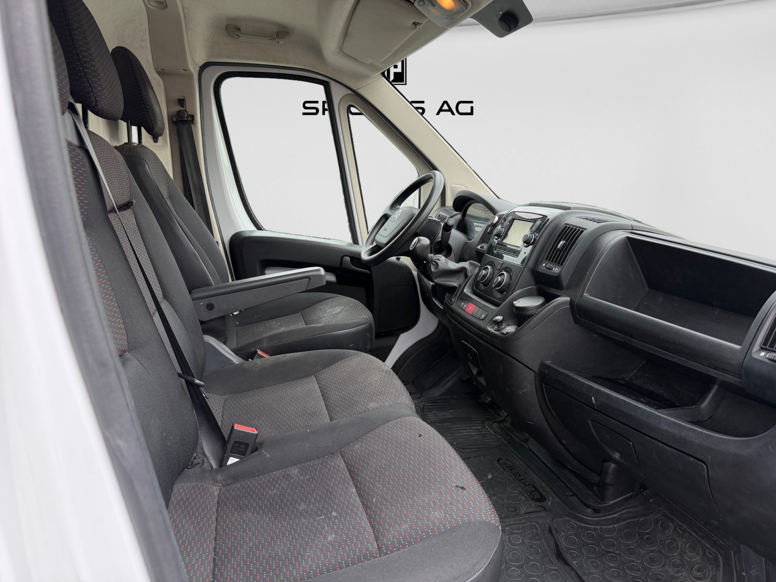 CITROEN Jumper 35 2.2 BlueHDi 140 Control L2H2-image-15