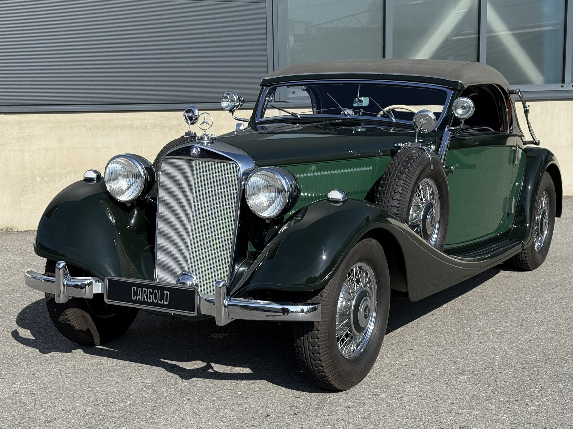 MERCEDES-BENZ 320 Cabriolet A-image-17