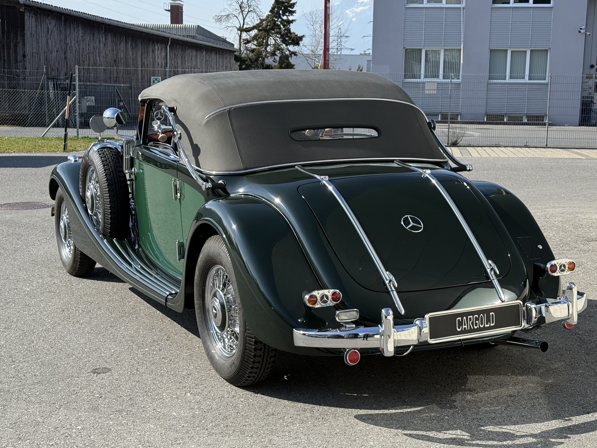 MERCEDES-BENZ 320 Cabriolet A-image-14