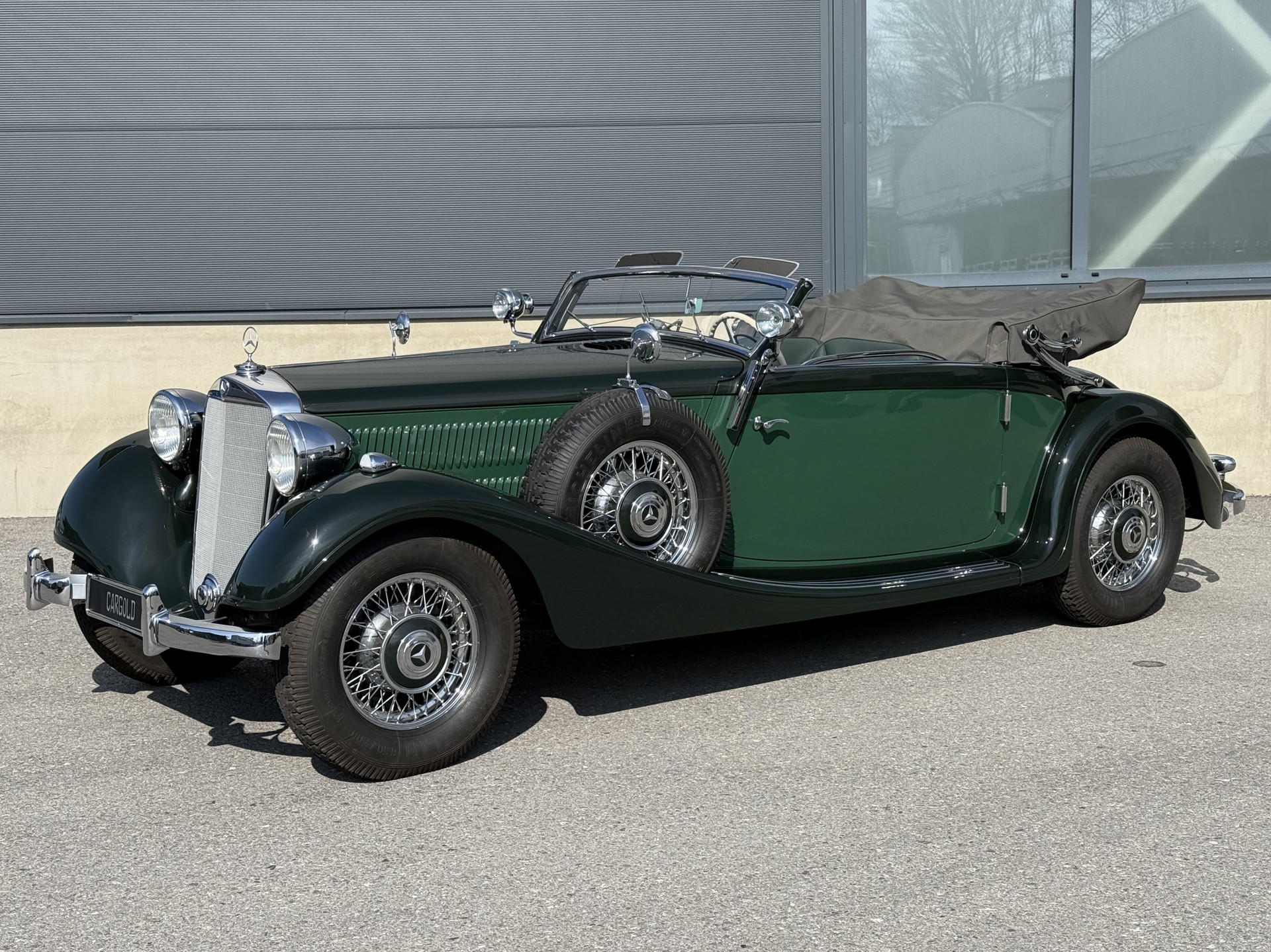MERCEDES-BENZ 320 Cabriolet A-image-11