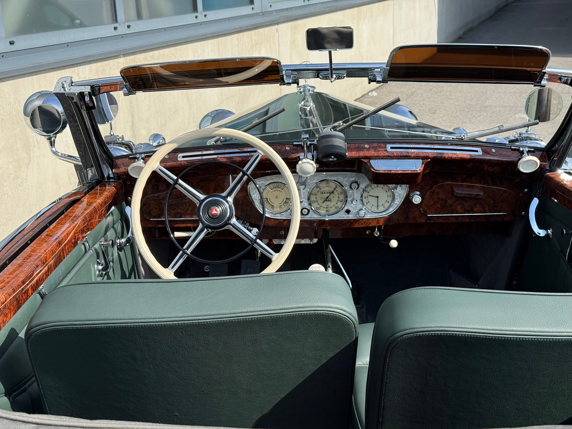 MERCEDES-BENZ 320 Cabriolet A-image-31