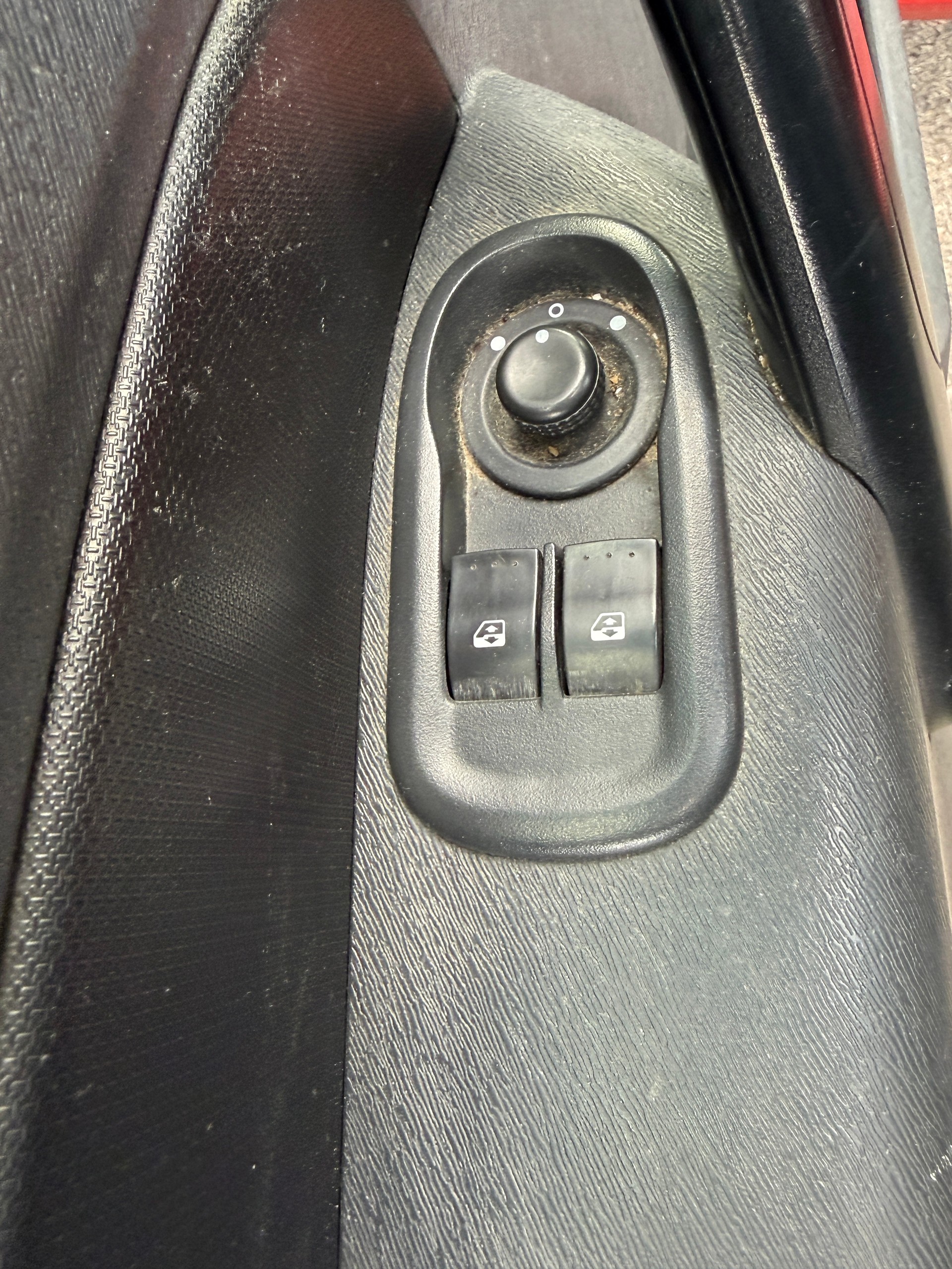 RENAULT Kangoo 1.6 16V Expression-image-25