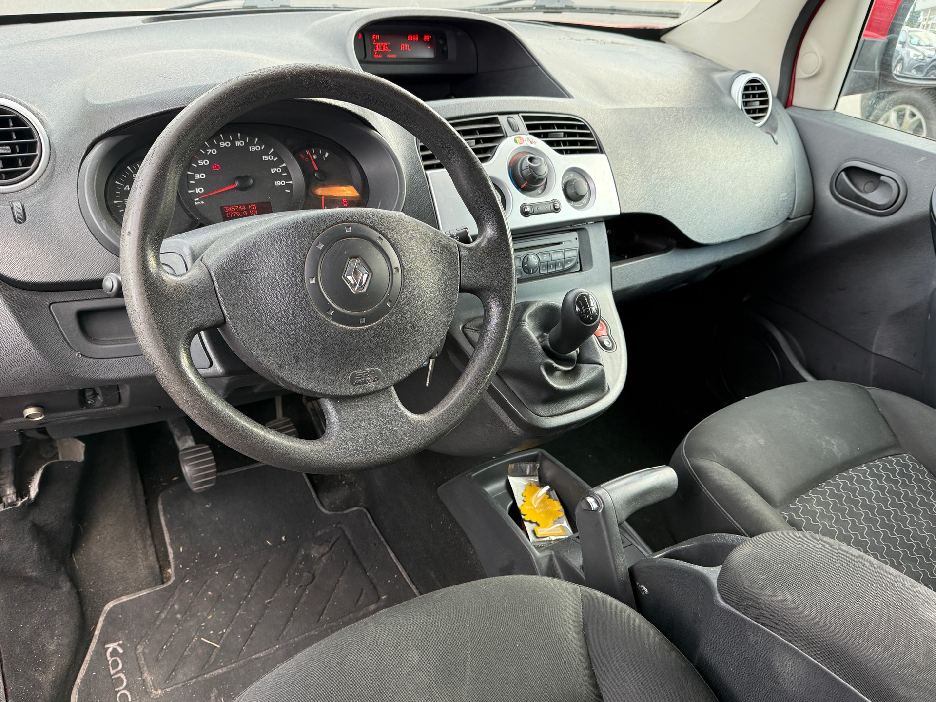 RENAULT Kangoo 1.6 16V Expression-image-19