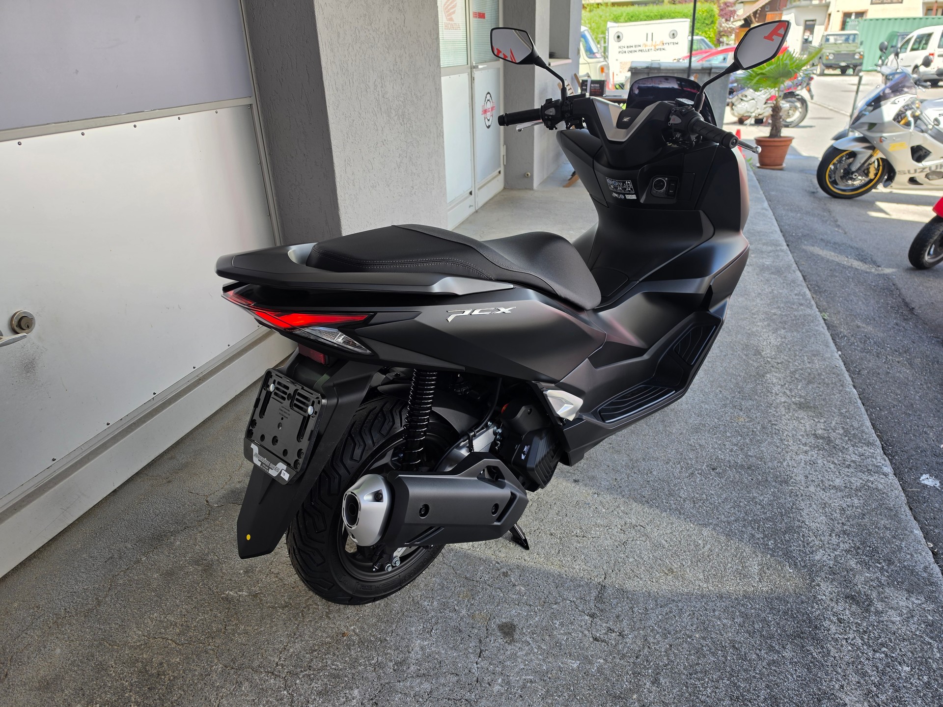 HONDA PCX 125-image-2