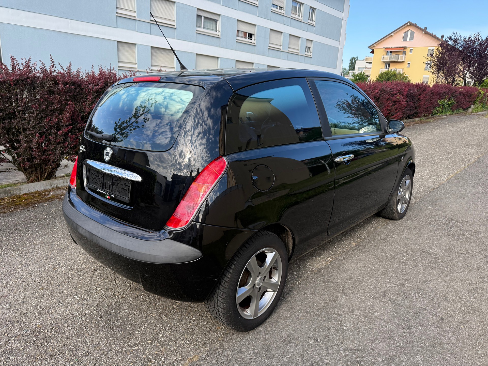 LANCIA Ypsilon 1.4 16V Argento-image-4