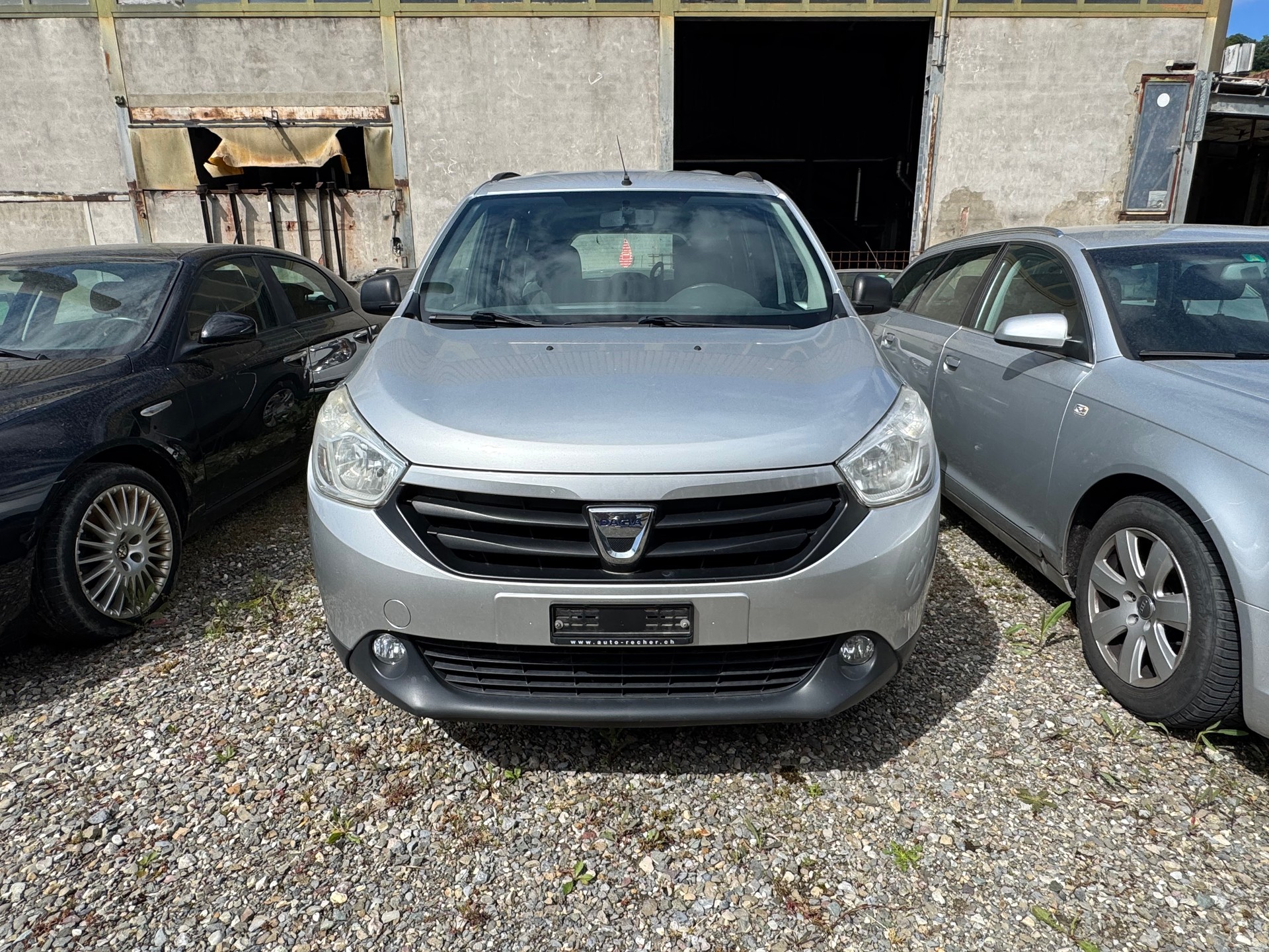 DACIA Lodgy 1.2 Turbo Ambiance 7PL-image-1