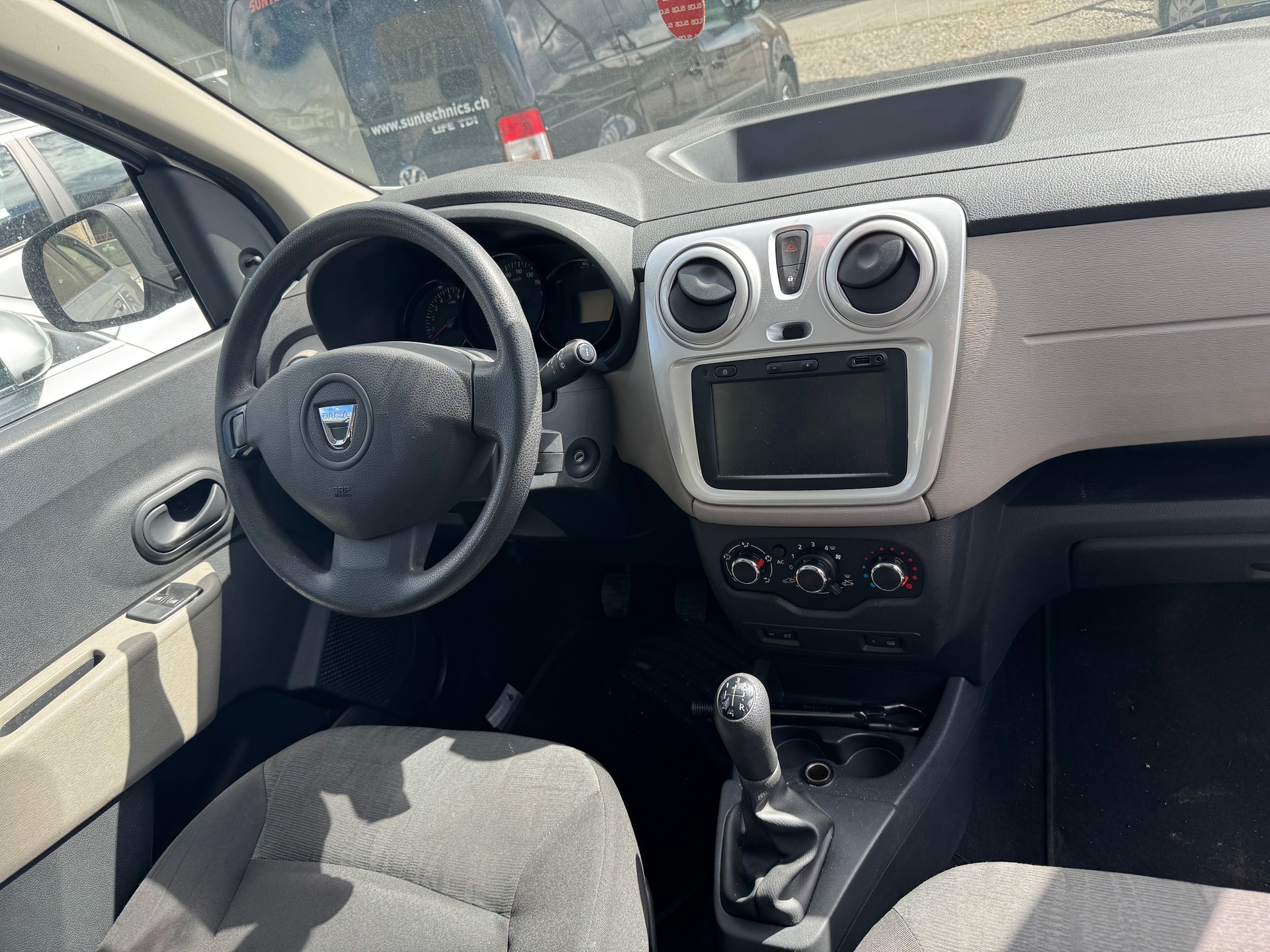 DACIA Lodgy 1.2 Turbo Ambiance 7PL-image-8