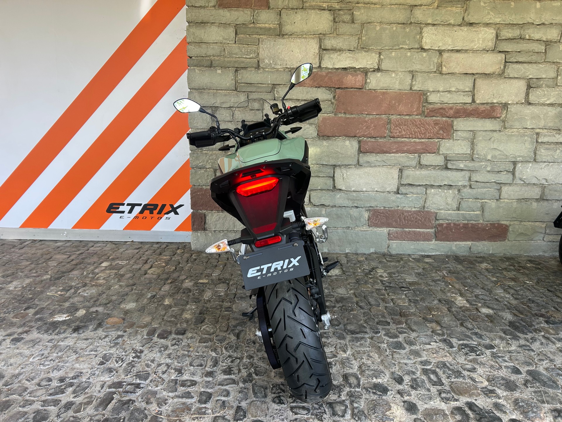 ZERO DS-showroom-element-3