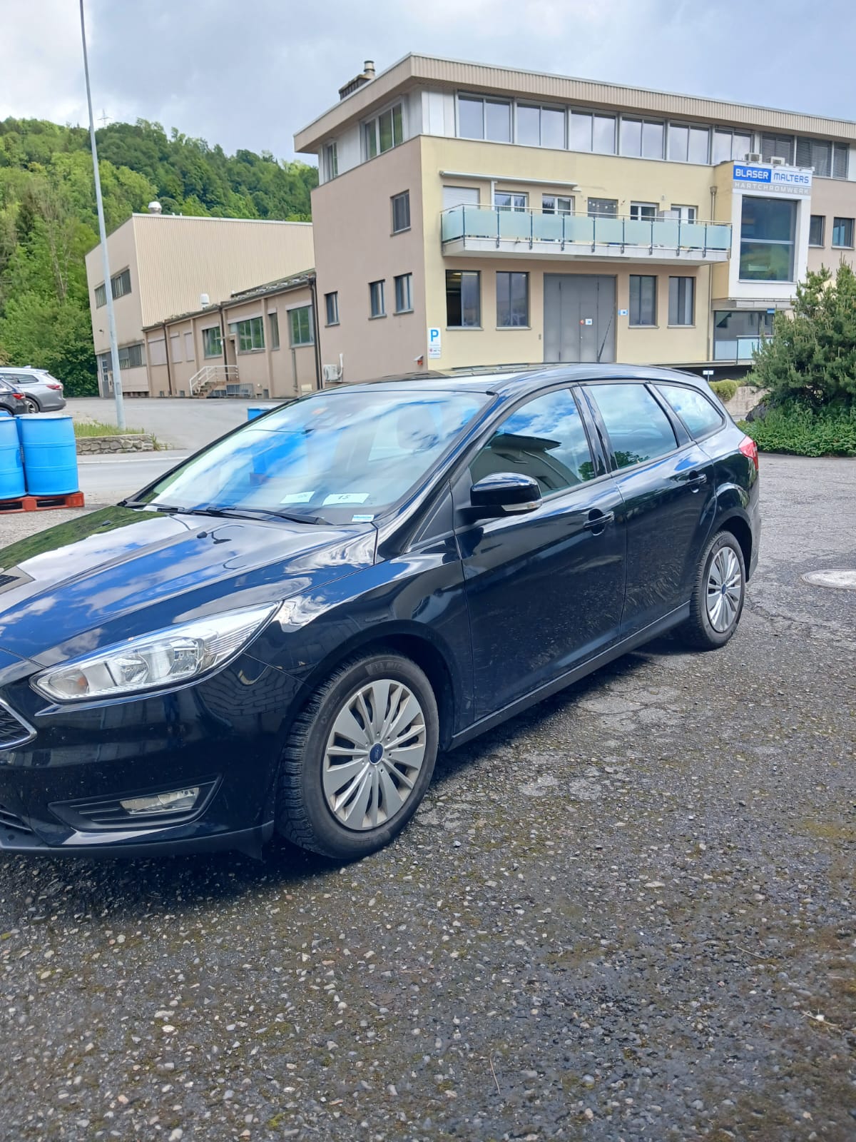 FORD Focus 1.0 SCTi Trend-image-1