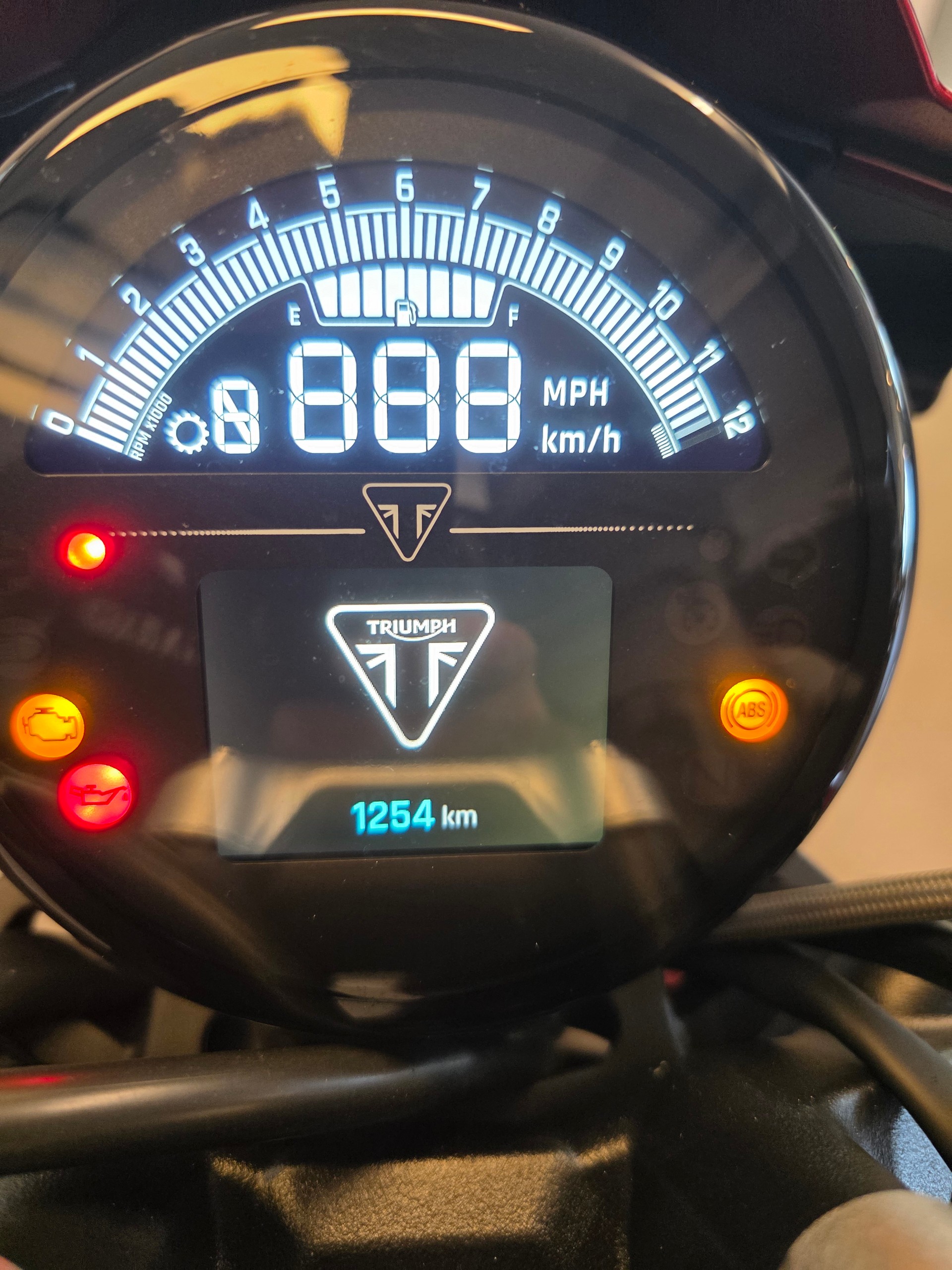 TRIUMPH Trident 800-image-7