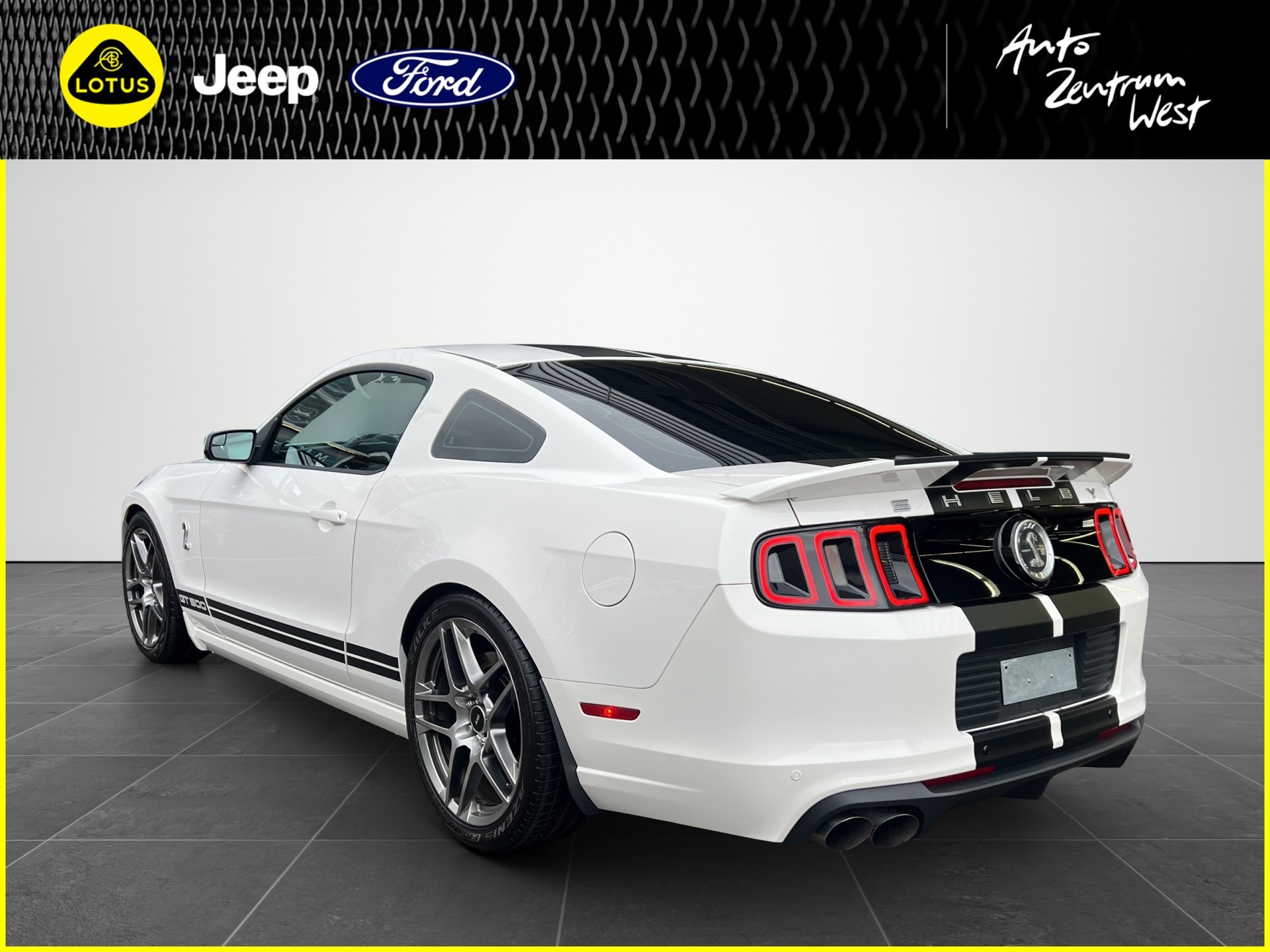 FORD Shelby GT500-image-2