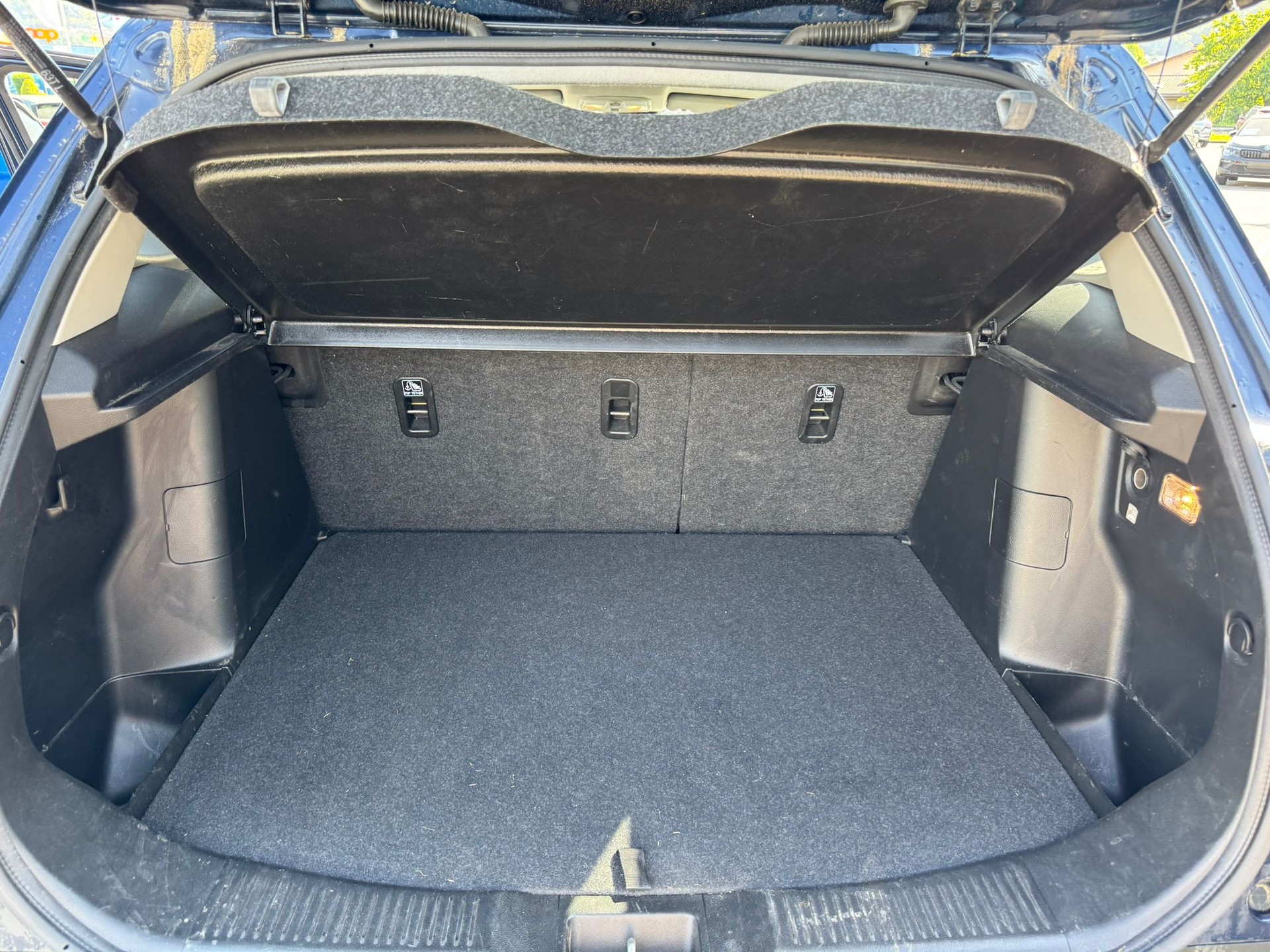 SUZUKI SX4 S-Cross 1.4 16V Compact Top Hybrid 4WD Automatic-image-12