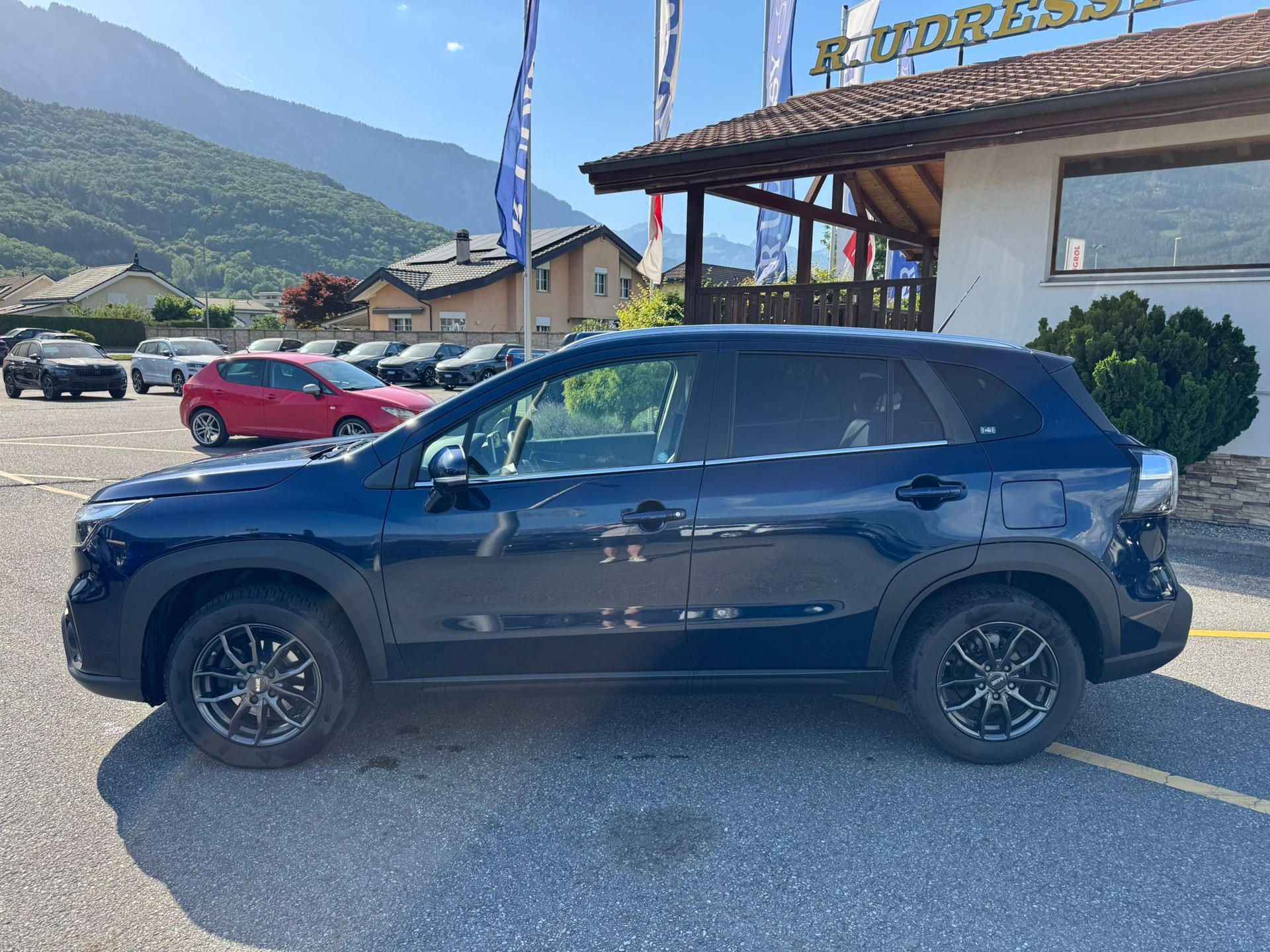 SUZUKI SX4 S-Cross 1.4 16V Compact Top Hybrid 4WD Automatic-image-1