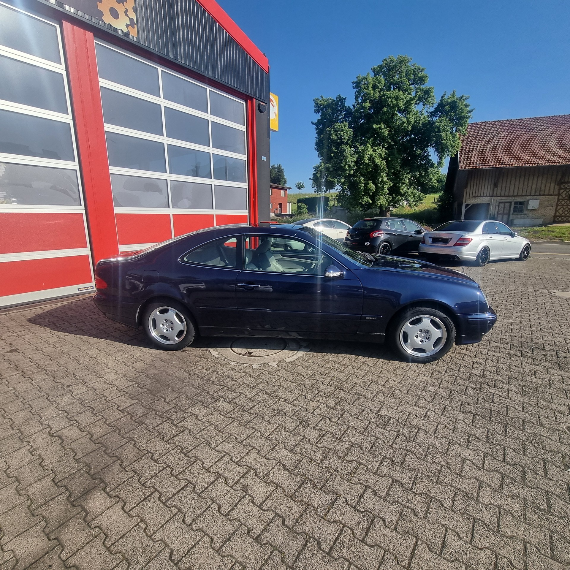 MERCEDES-BENZ CLK 320 Elégance Automatic-image-7