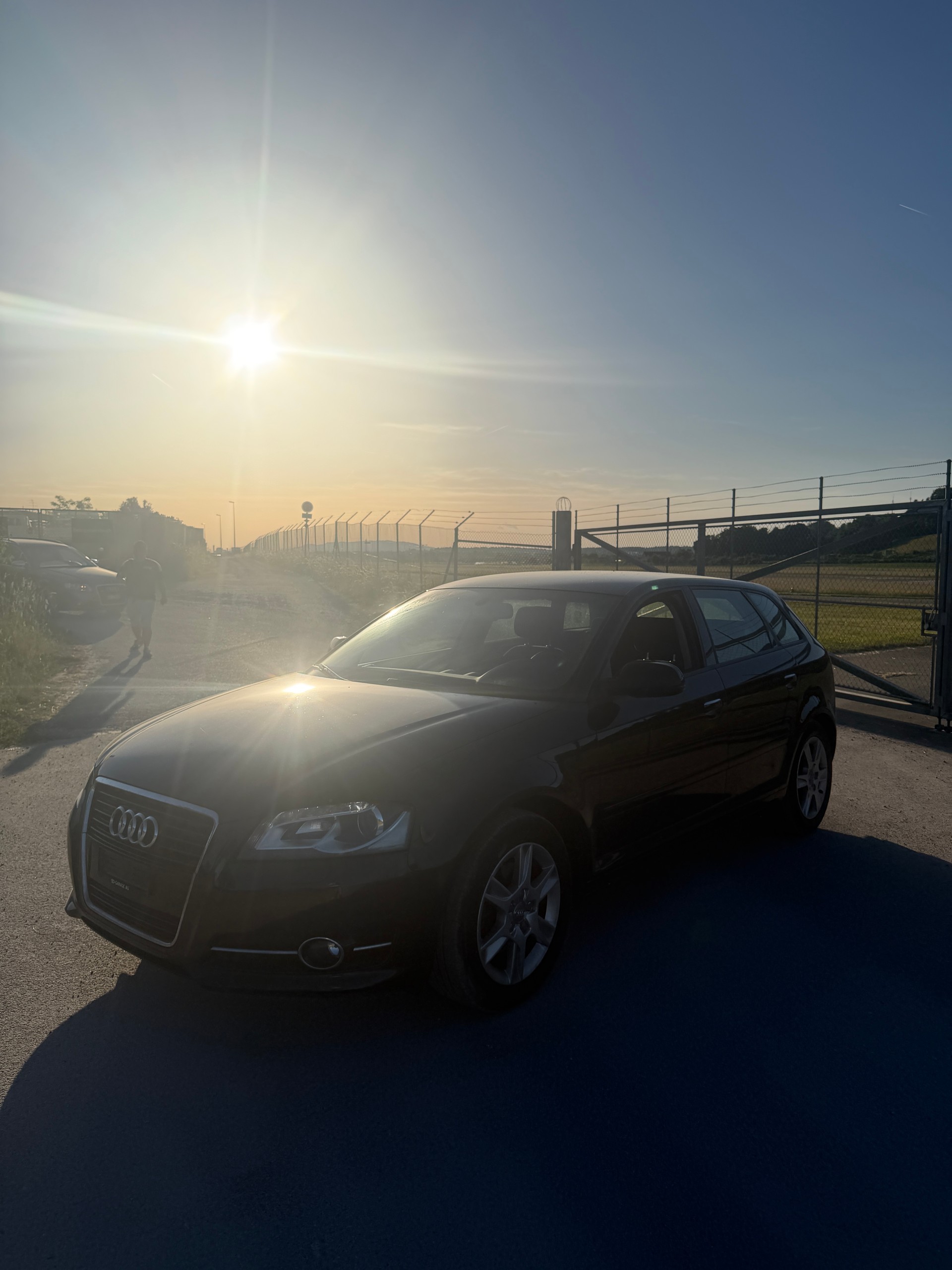 AUDI A3 Sportback 1.4 TFSI Ambiente-image-2