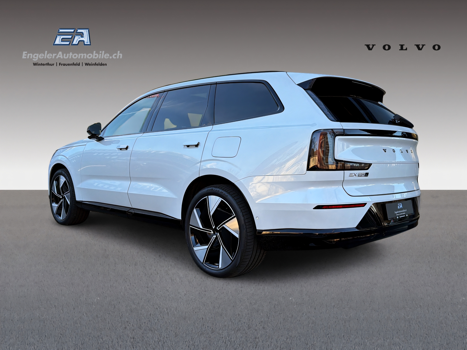 VOLVO EX90 Twin 111 kWh Ultra AWD-showroom-element-3
