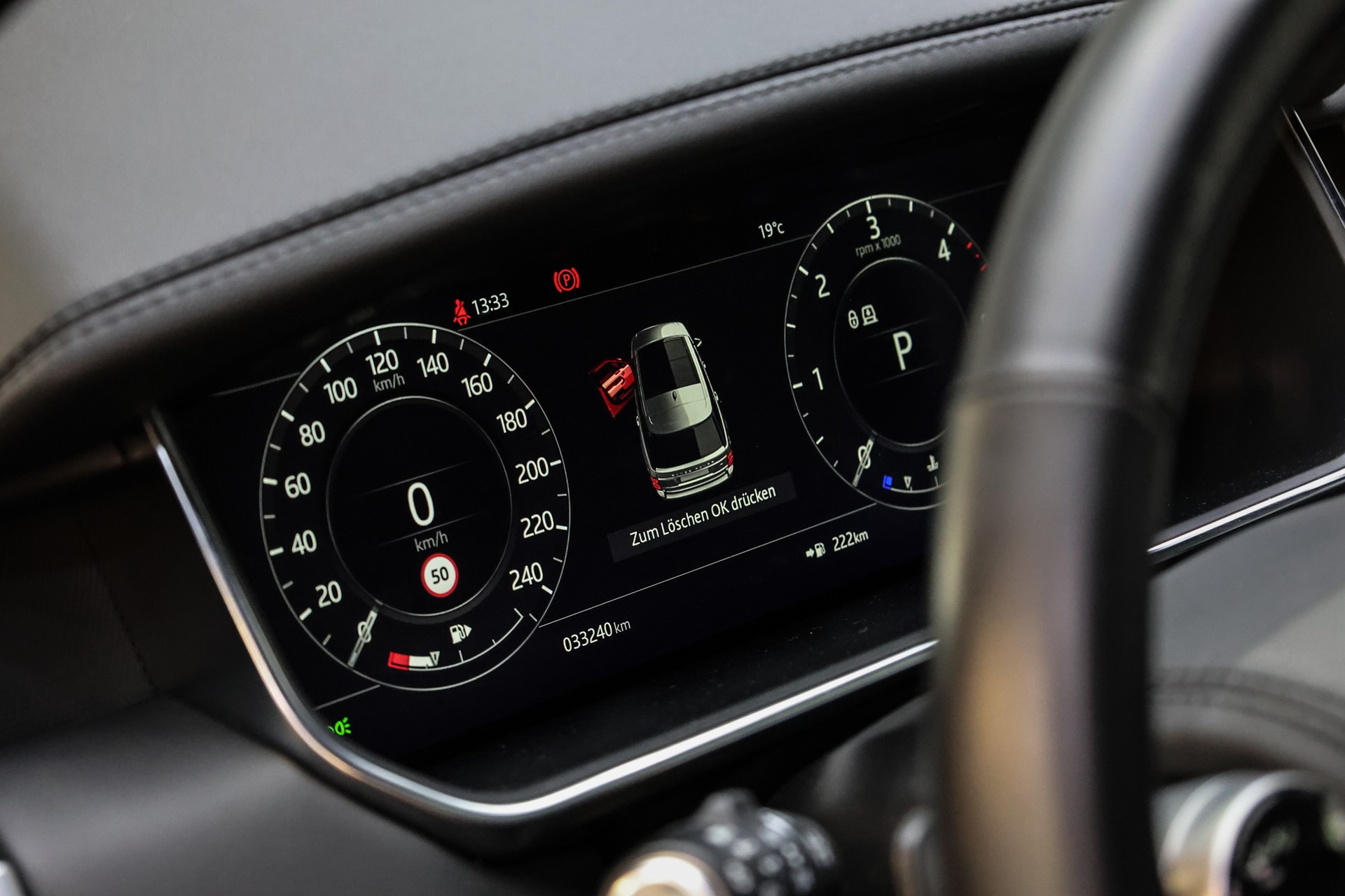 LAND ROVER Range Rover 3.0 I6D Vogue-image-22