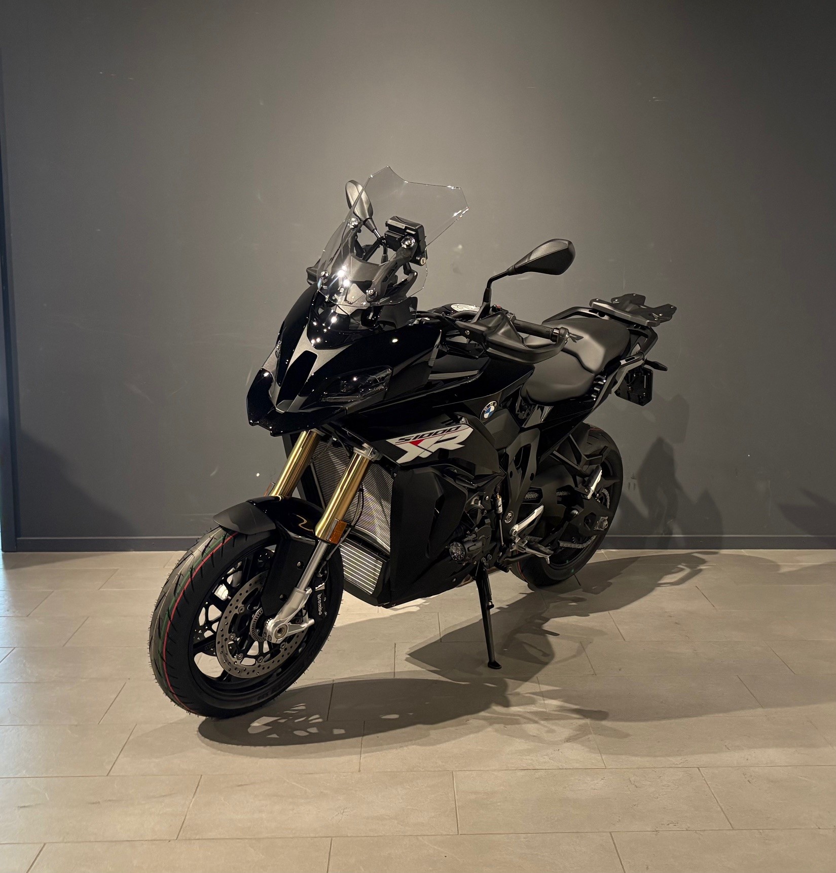 BMW S 1000 XR-showroom-element-2