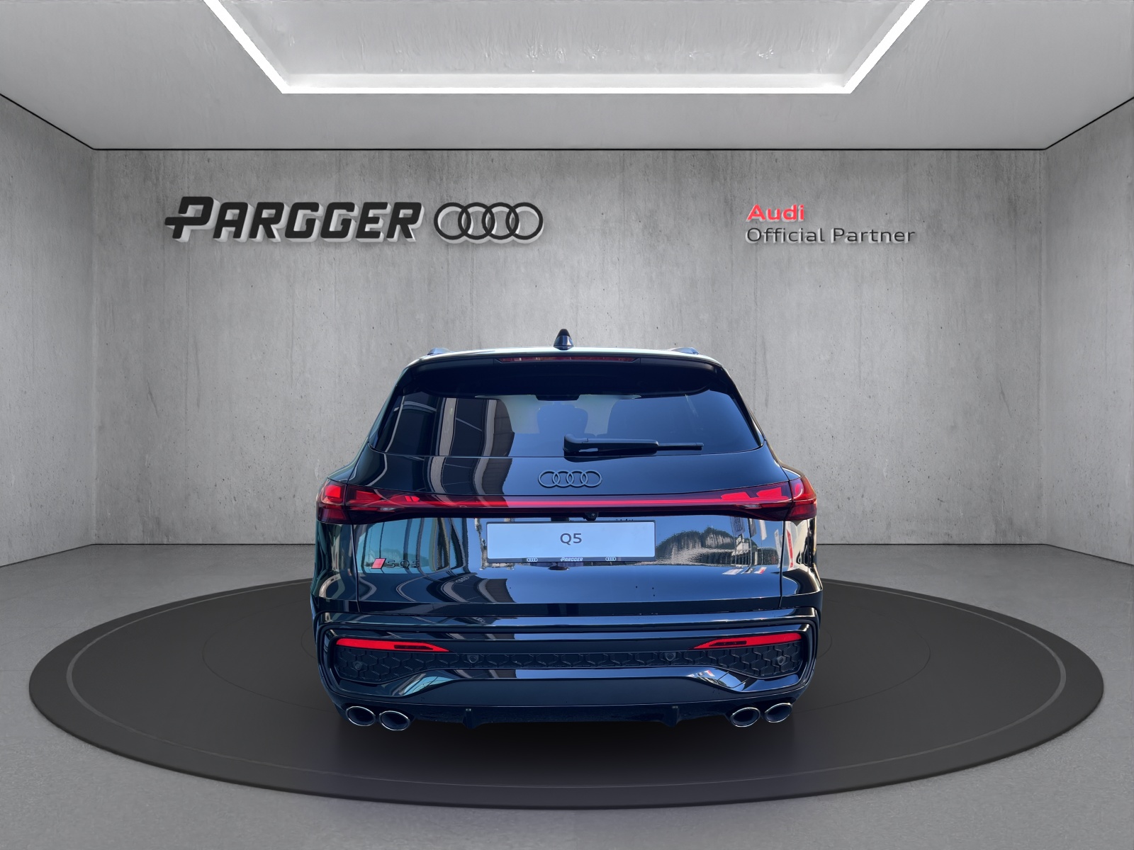 AUDI SQ5 TFSI quattro S-tronic-showroom-element-3