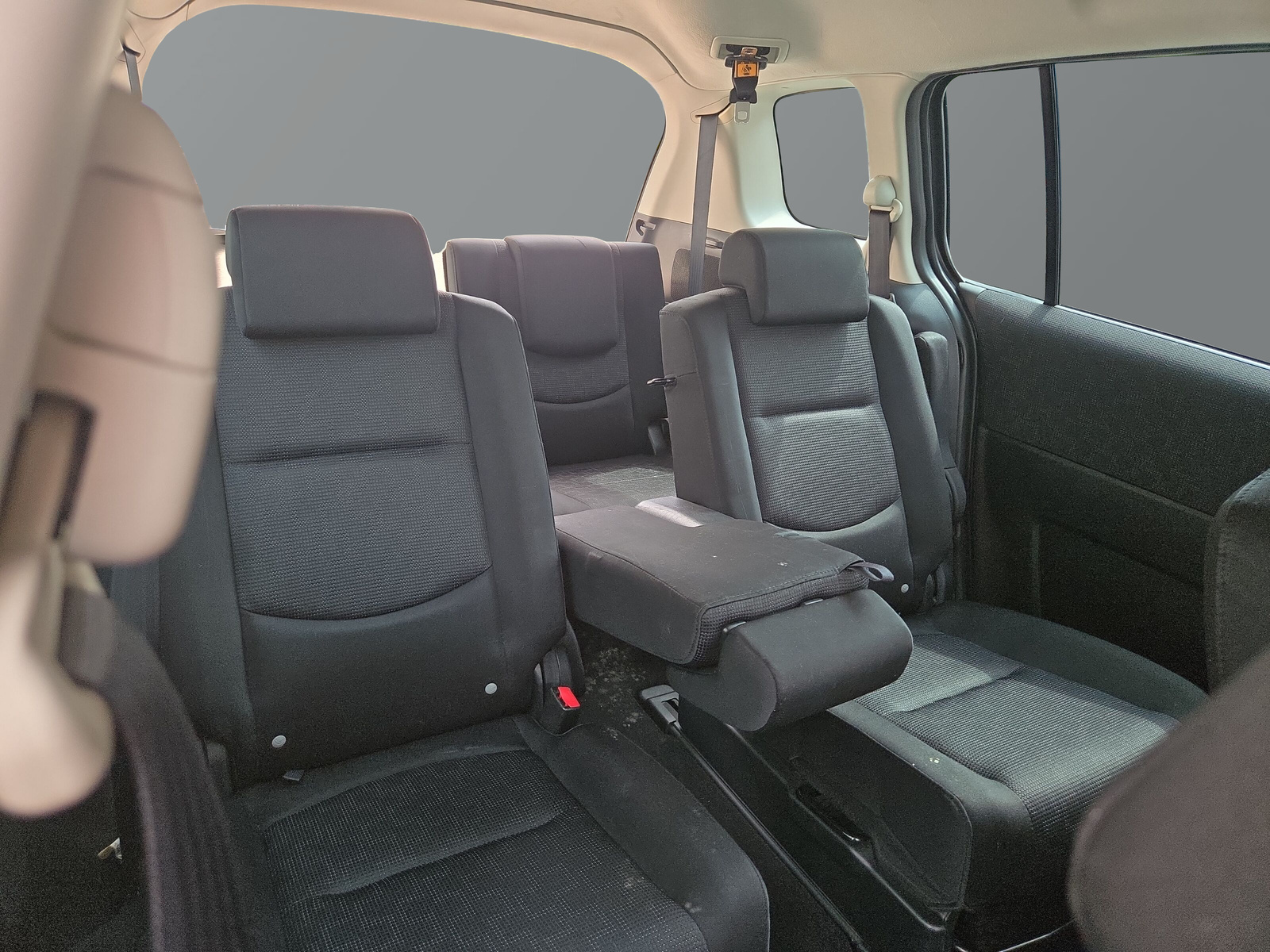 MAZDA 5 2.0d 16V Exclusive-image-12