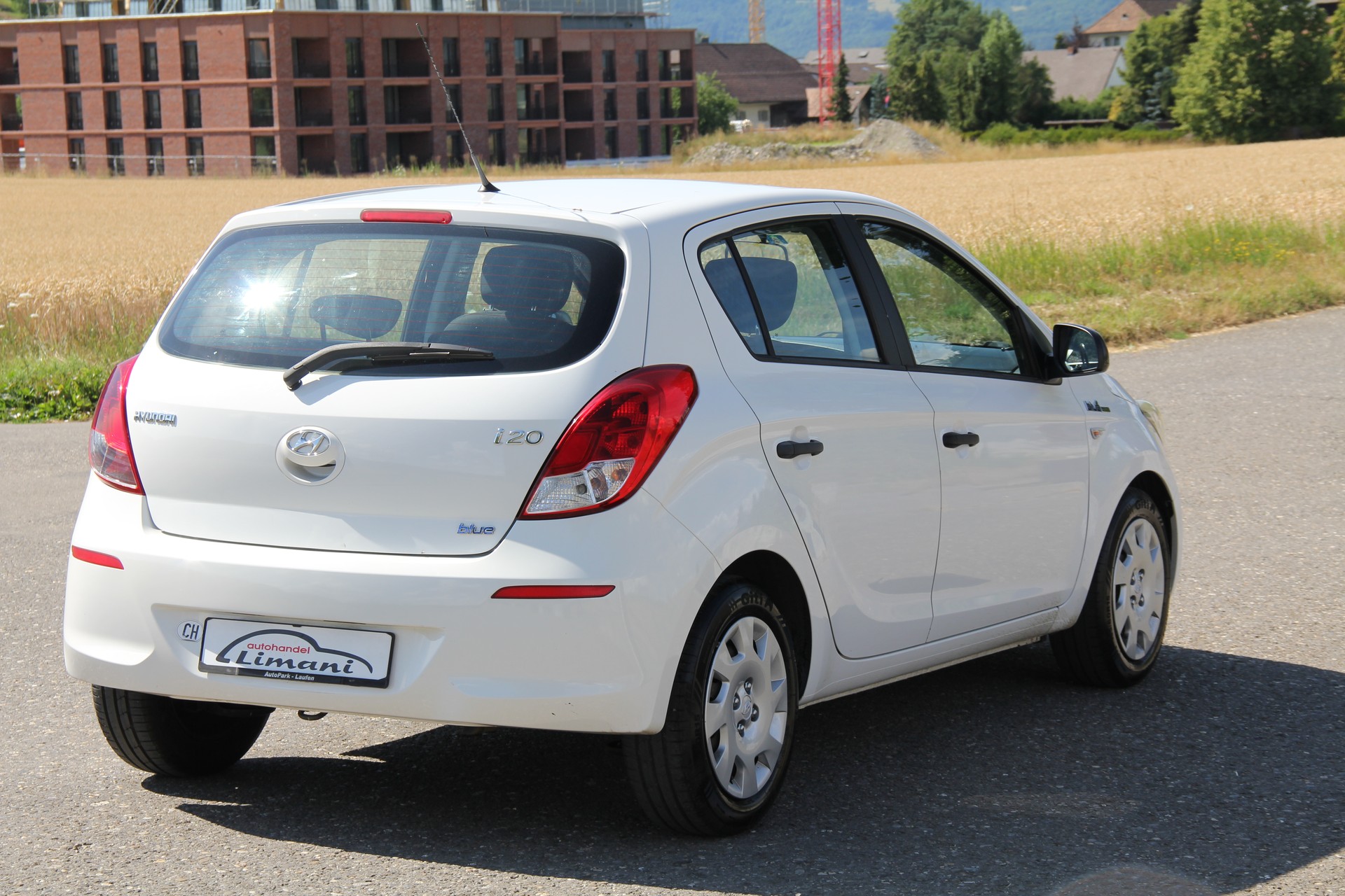 HYUNDAI i20 1.2 Comfort-image-5