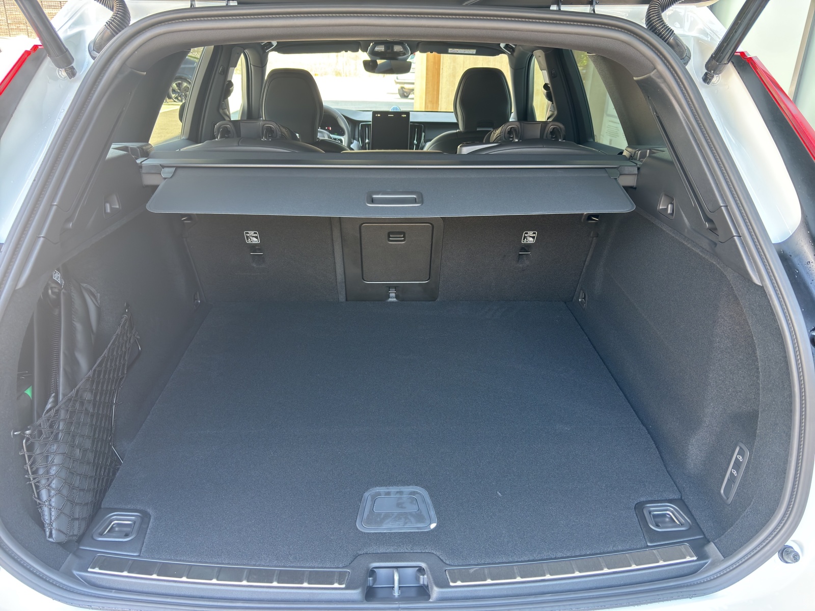 VOLVO XC60 2.0 T8 TE Ultra Dark eAWD-image-12