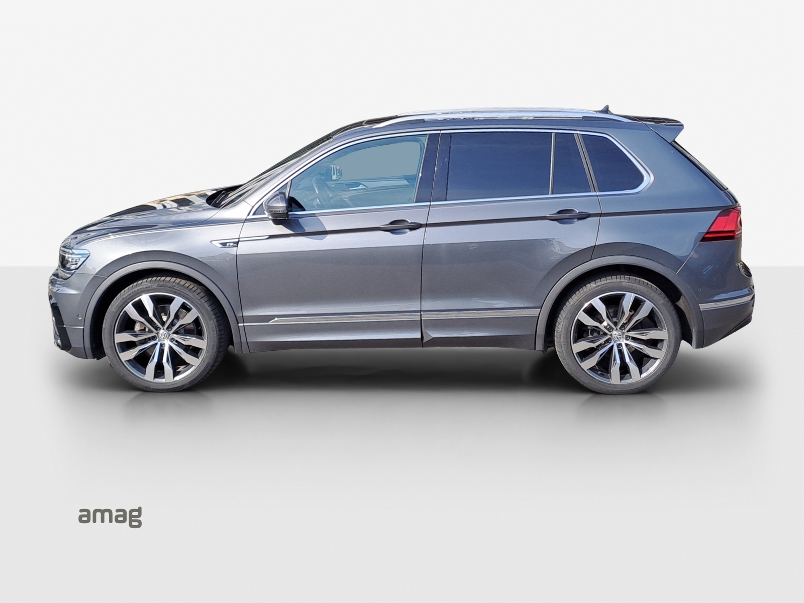 VW Tiguan 2.0TSI Highline 4Motion DSG-showroom-element-1